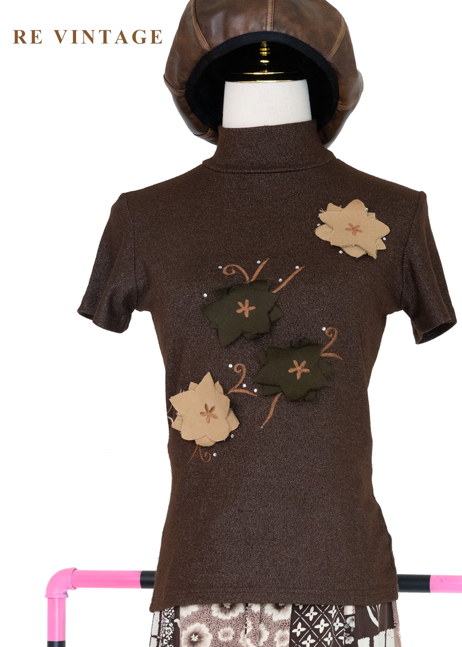 暖棕花帖短袖上衣