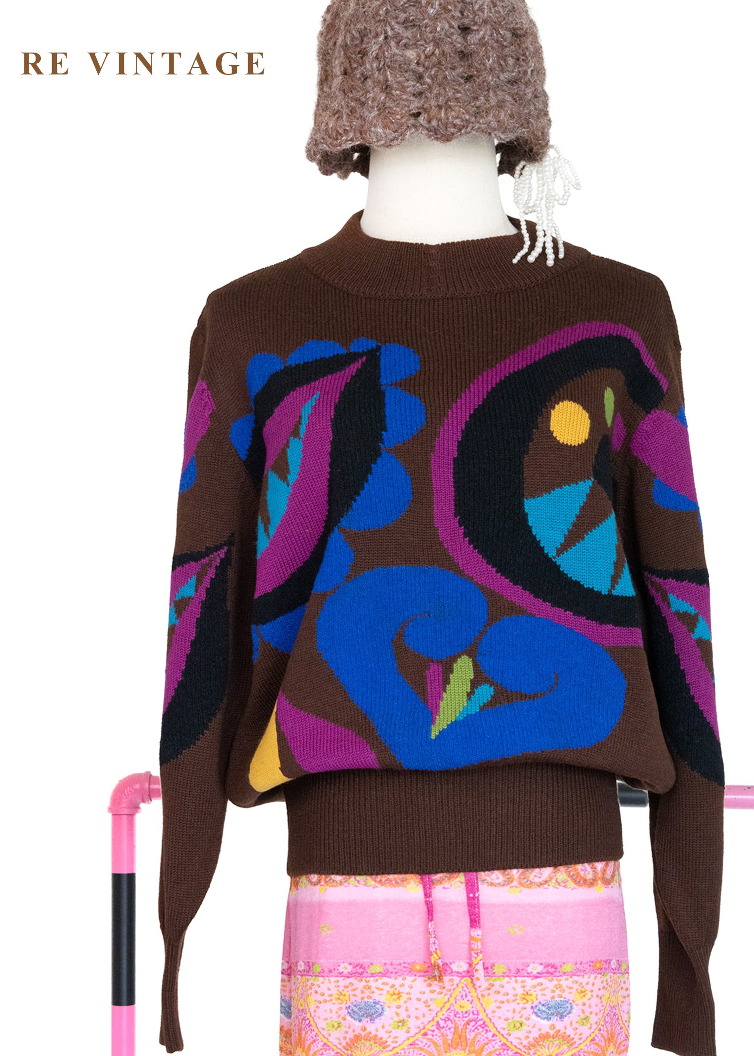 摩登普普抽象圖騰牛奶棕針織毛衣