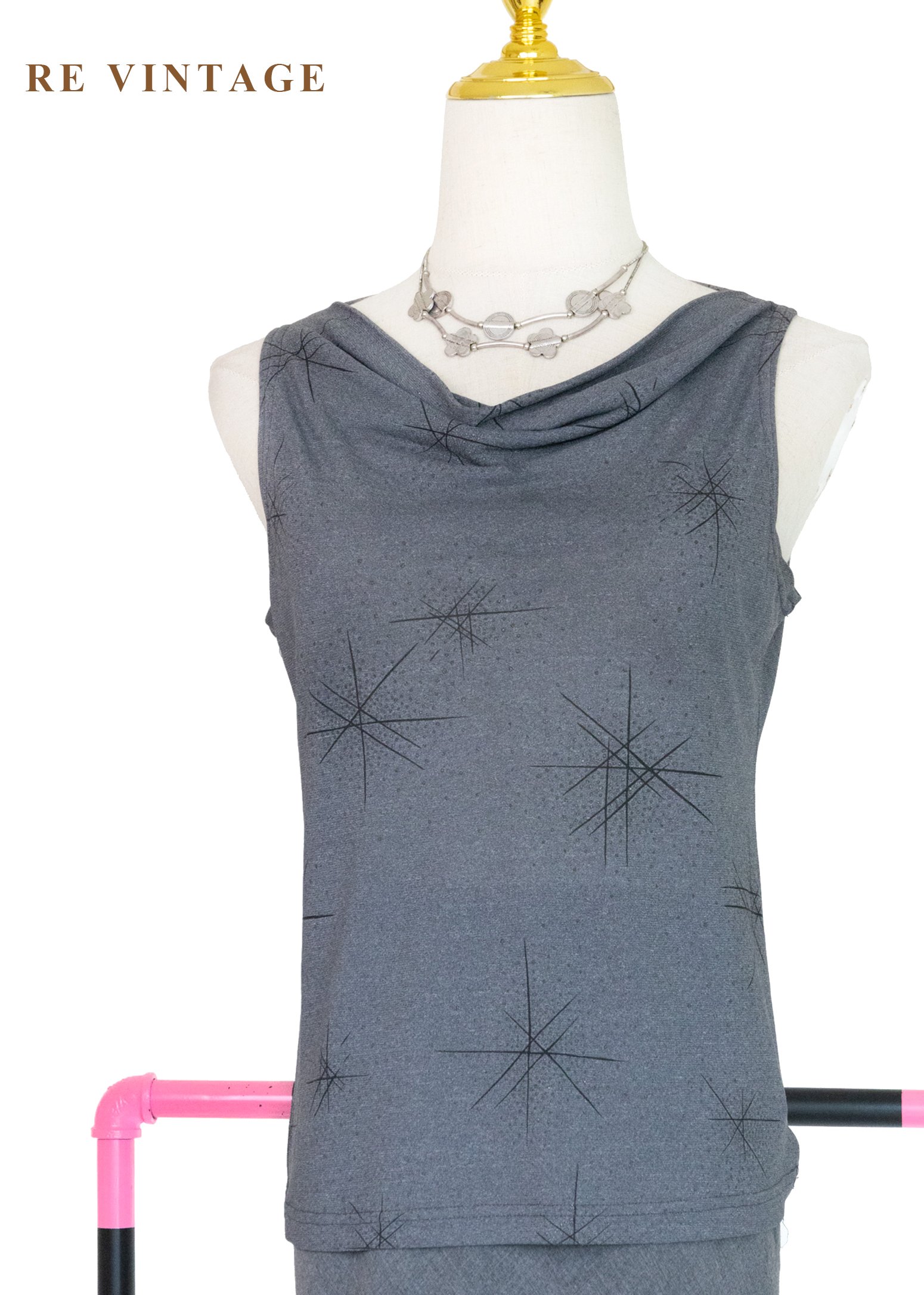 星芒印花垂墜領無袖上衣