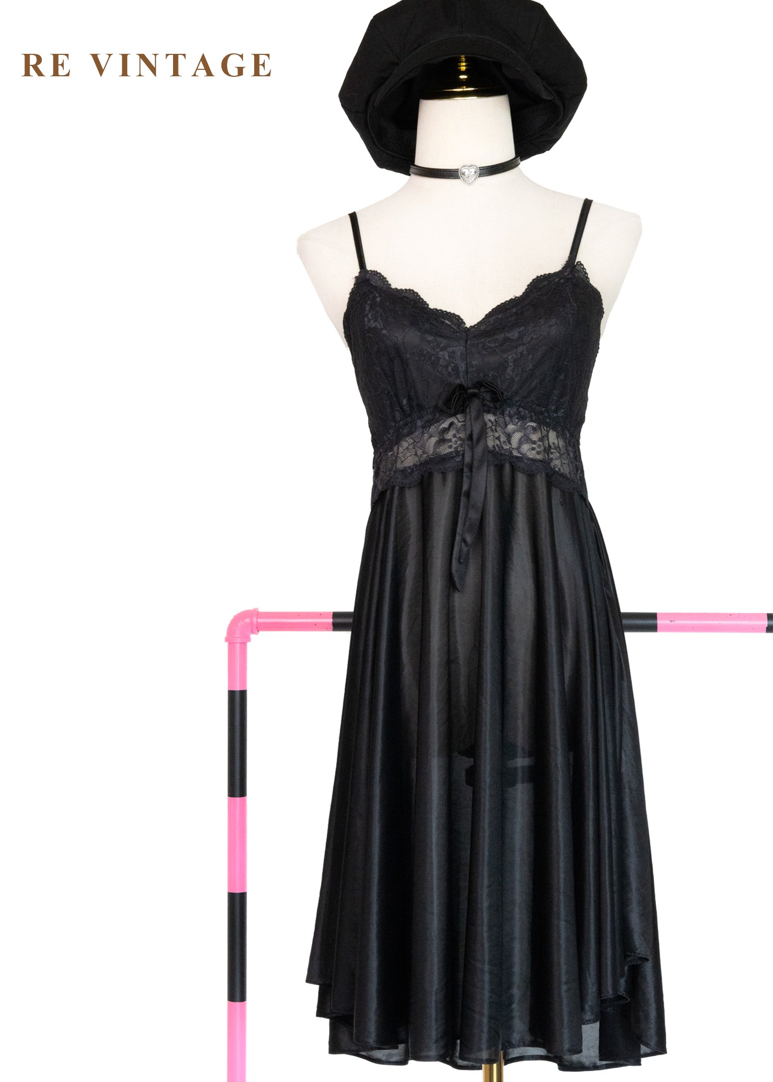 午夜蕾絲叛逆少女細肩帶內搭洋裝