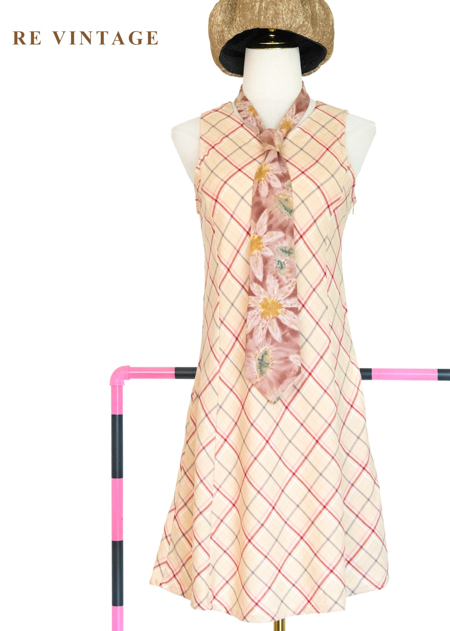 香草奶油草莓糖霜毛呢洋裝