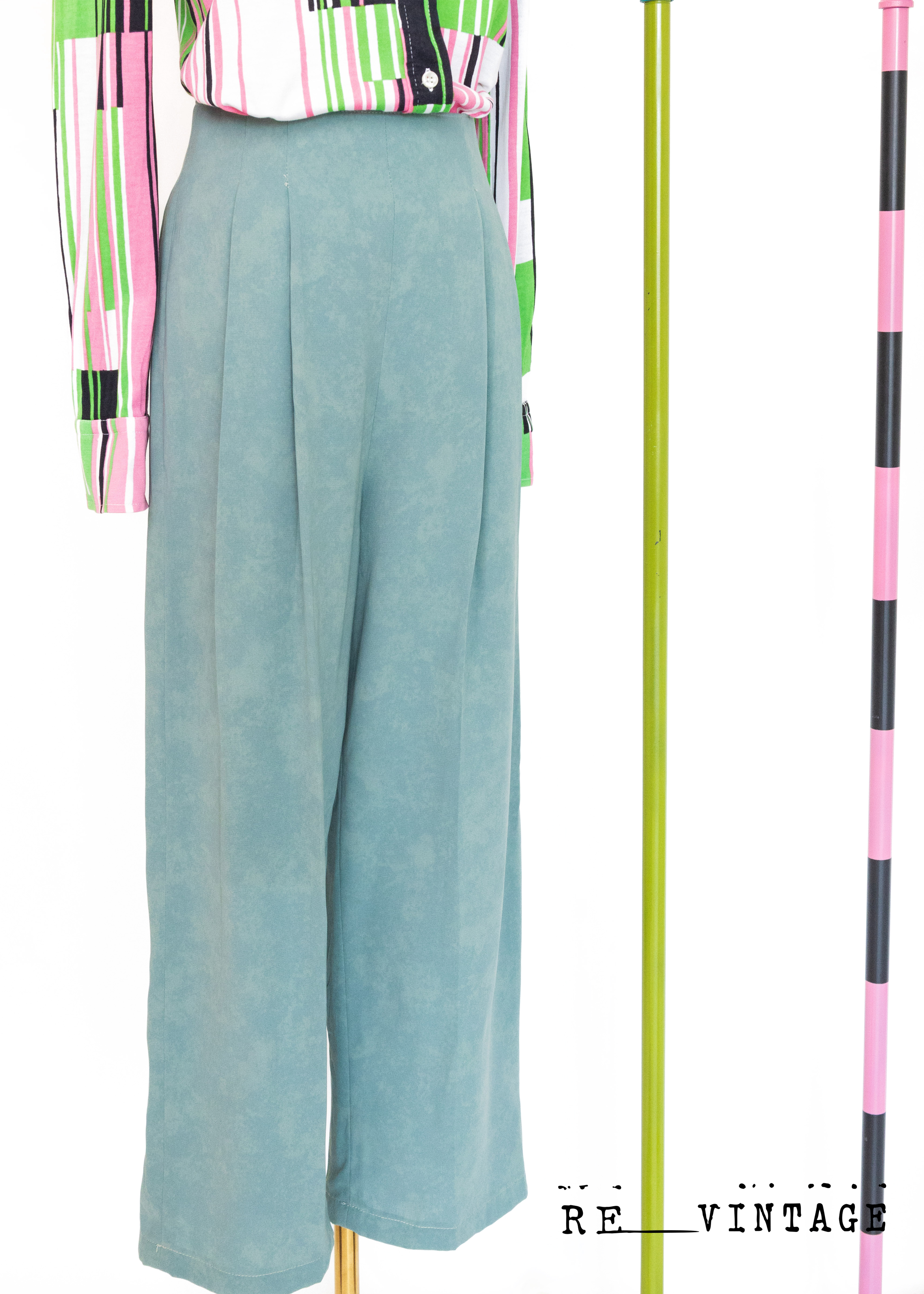 輕薄奶油綠潑墨色直筒寬版褲