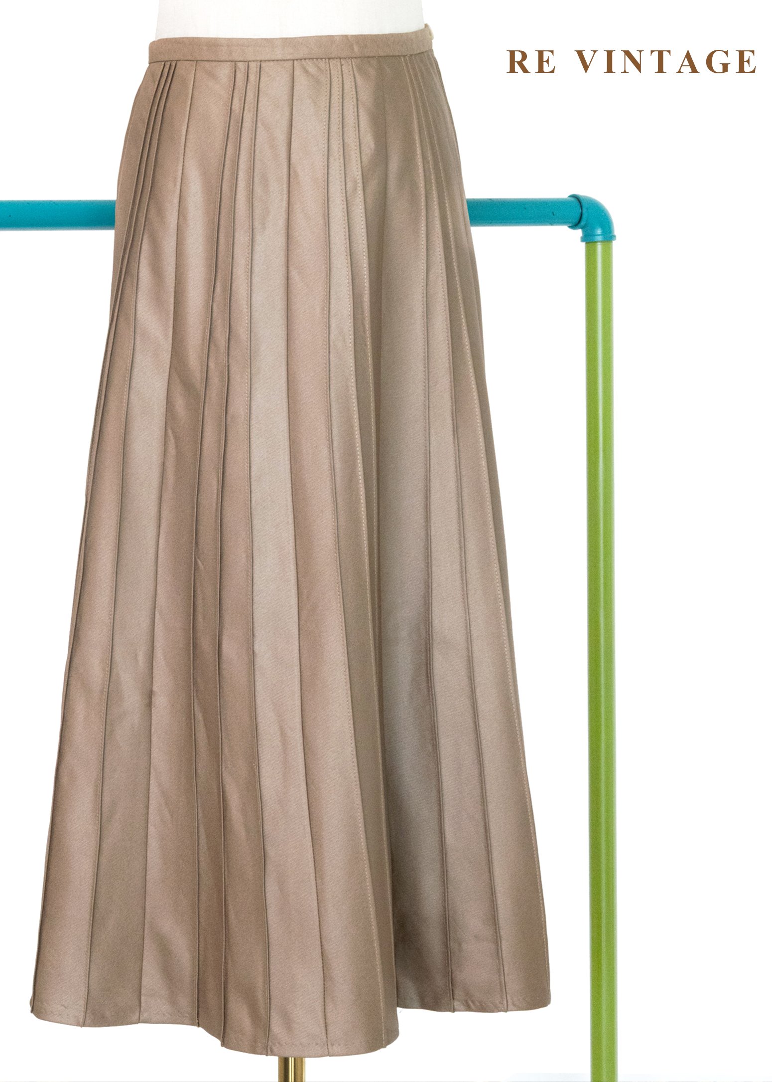 折疊在夕陽裡液態黃金美裙（26"）