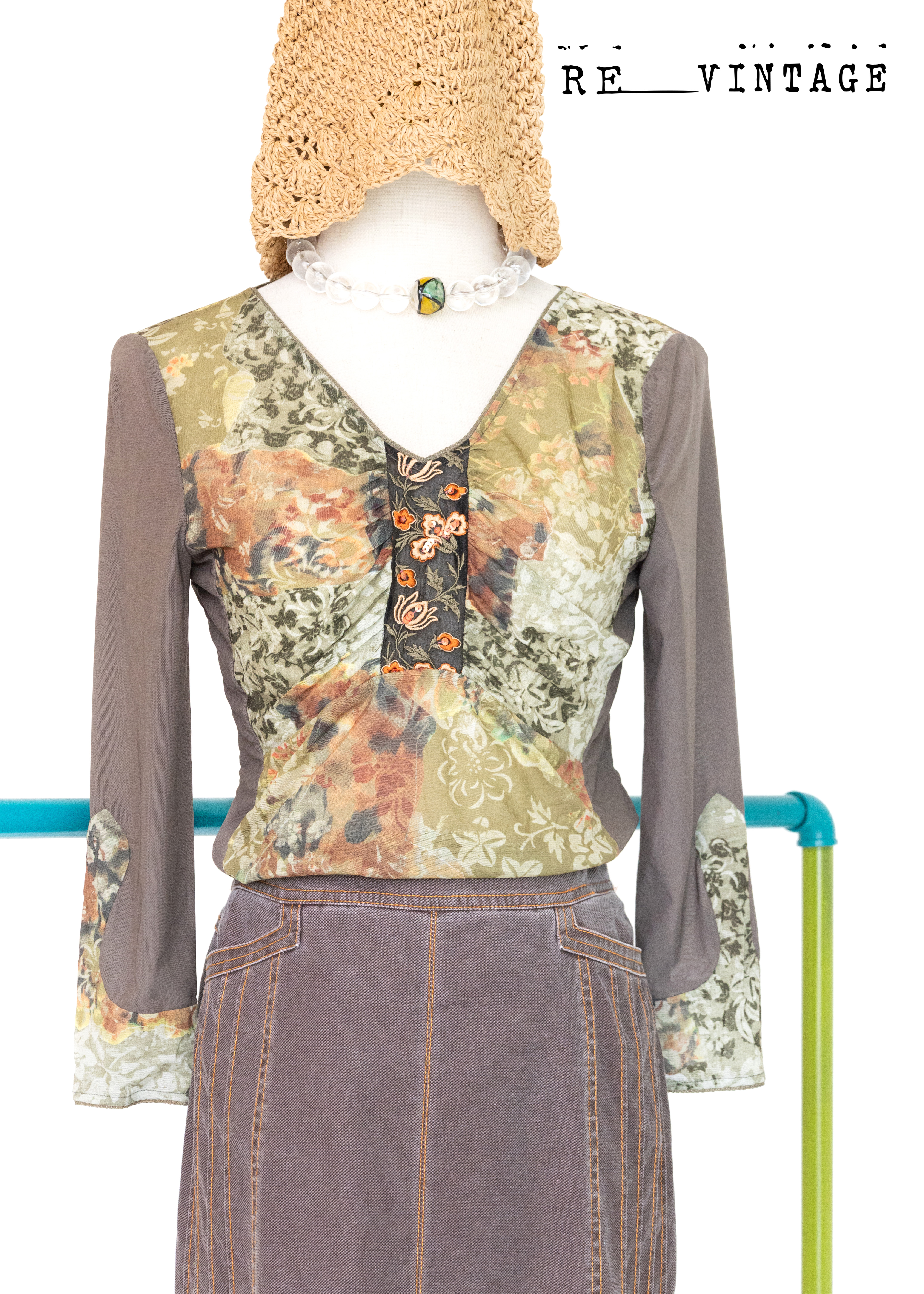 文藝古典圖騰透膚上衣