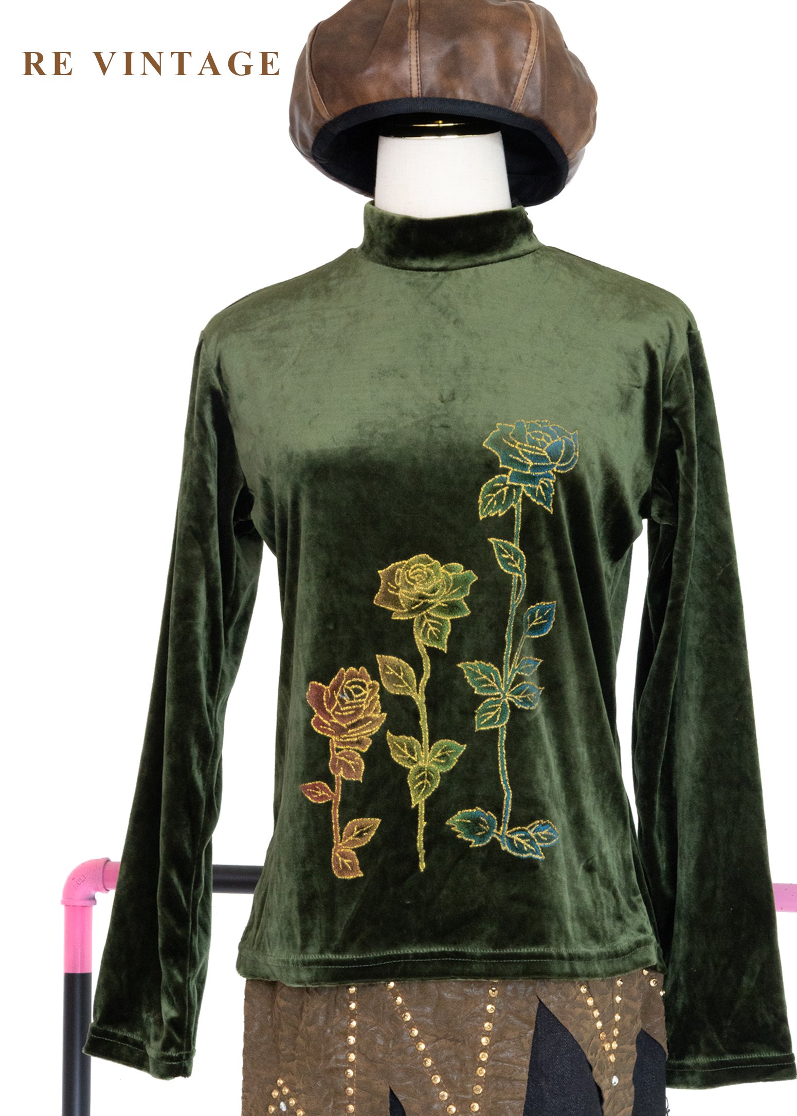 Light between Leaves 刺繡玫瑰絨布上衣