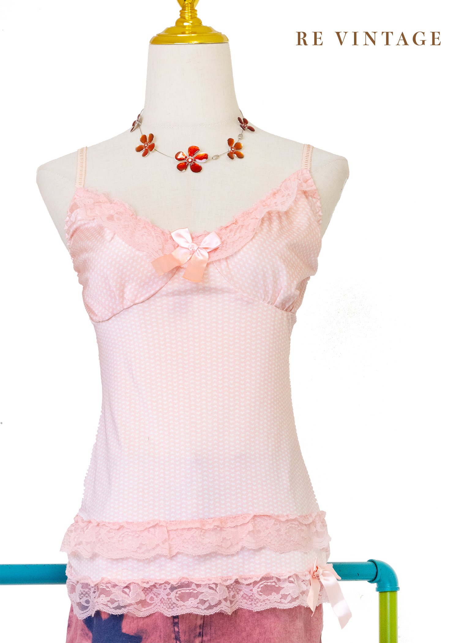 草莓奶霜蕾絲細語小背心