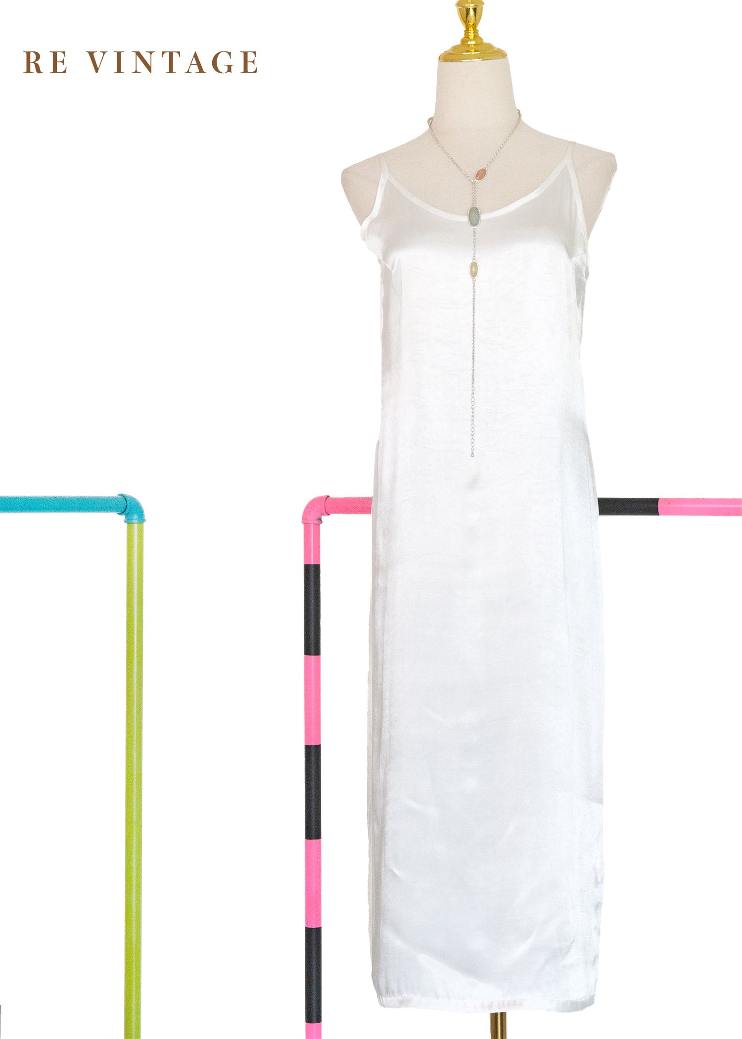 Snow White 緞面內搭長洋裝