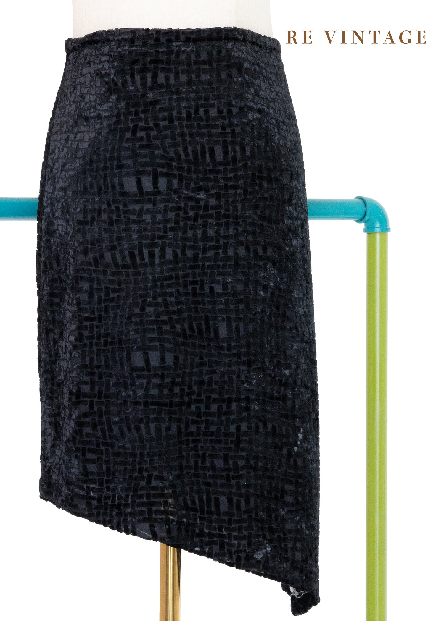 結構線條不對稱下擺短裙（26-28"）