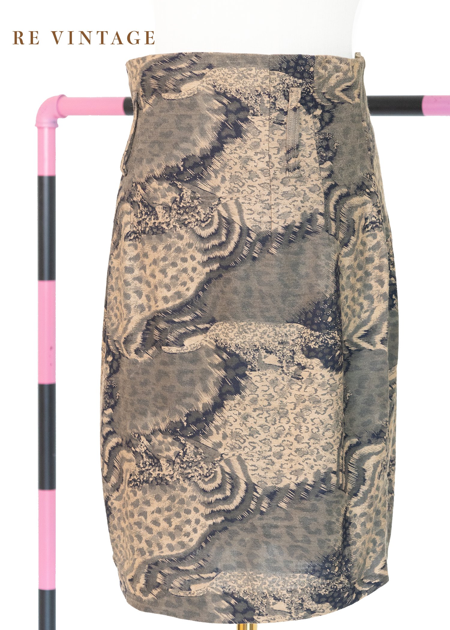 Hide and Seek 迷彩感包臀短裙 （26"）