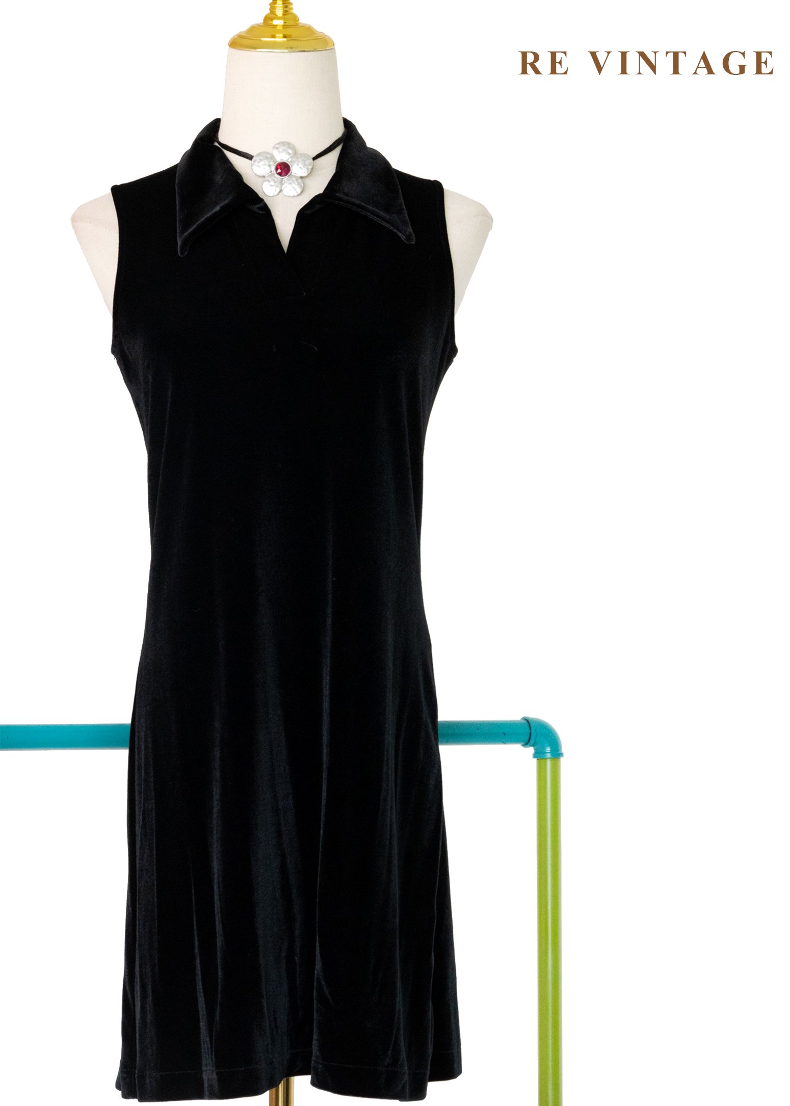 貴族學院端莊的黑絨無袖洋裝