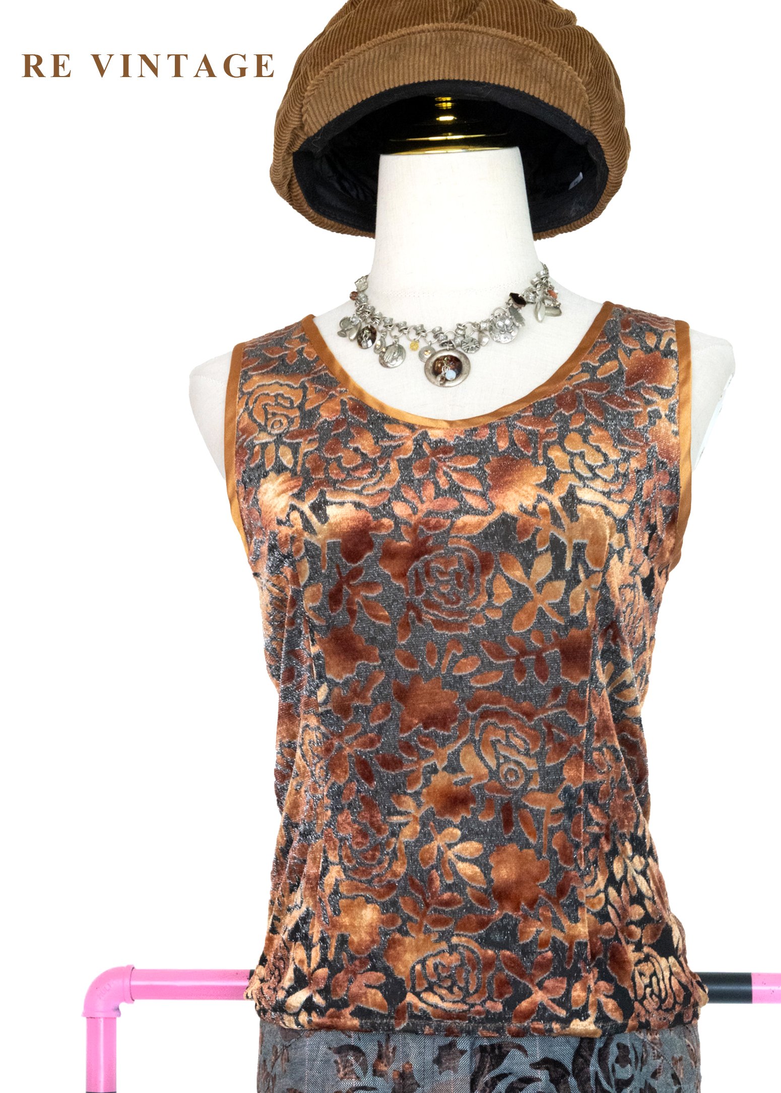 落日玫瑰 - 浮雕花絨背心