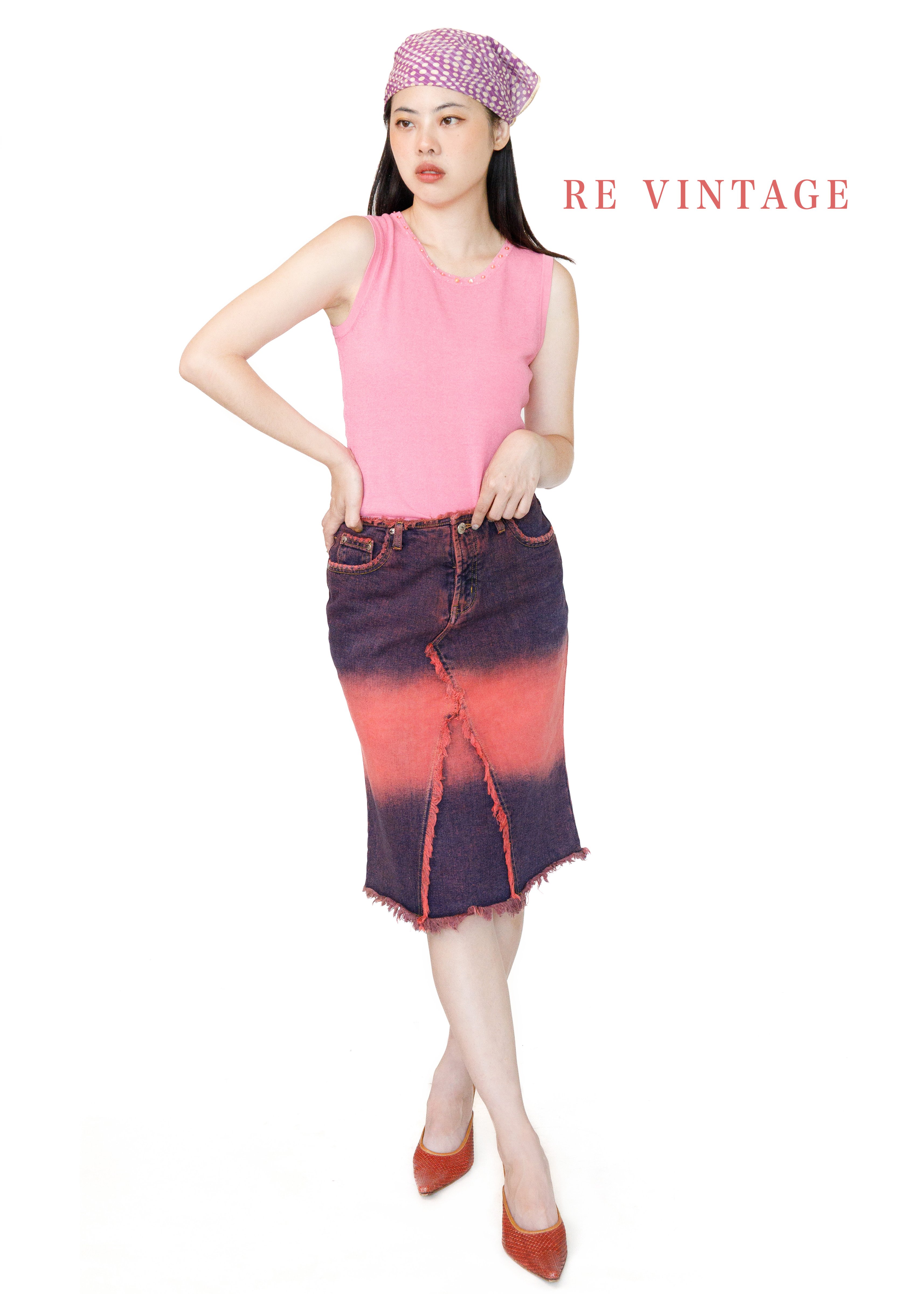 Red Light Dim Night 牛仔裙（28"）