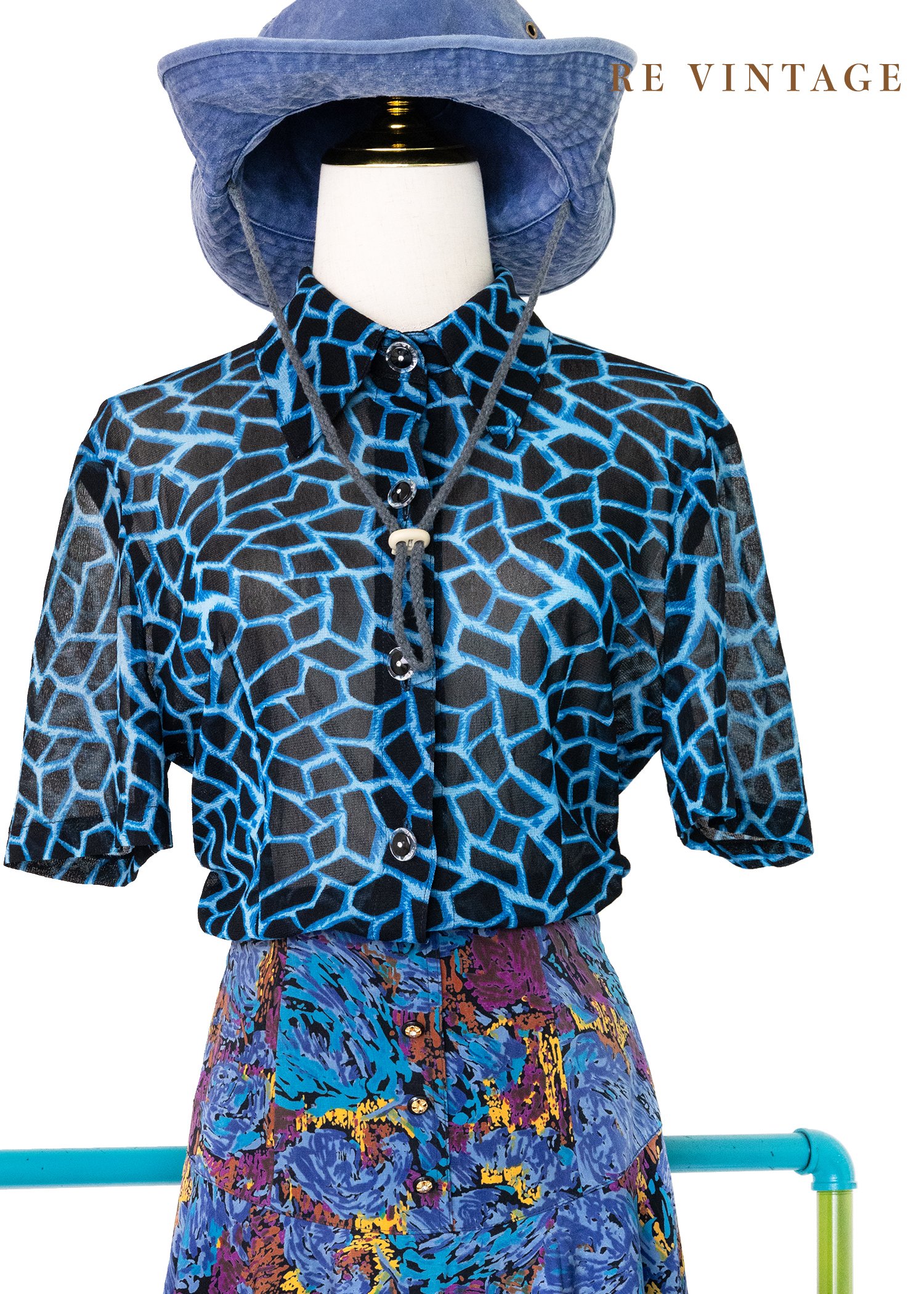 視覺靈魂長頸鹿紋透膚上衣