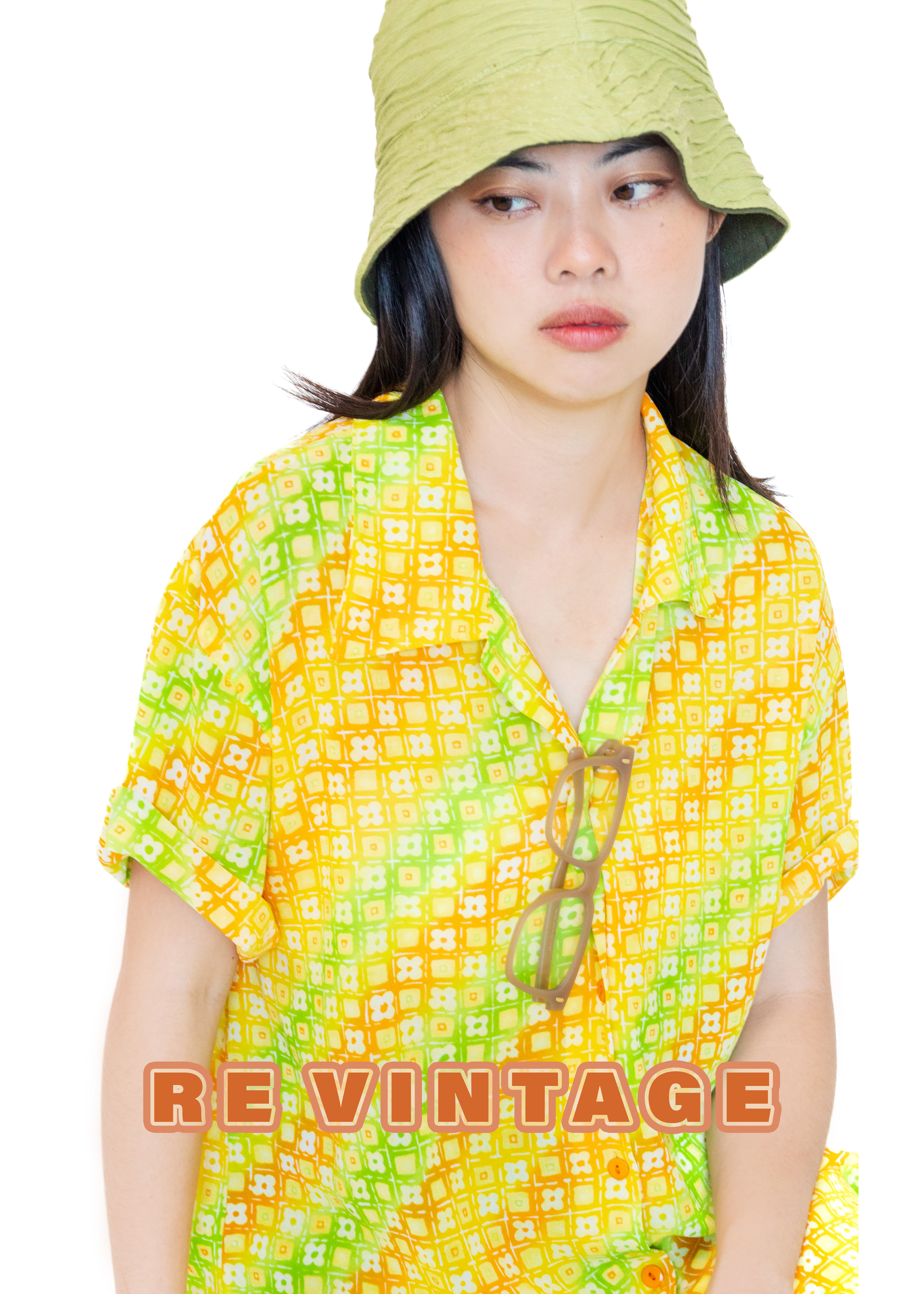 三色斜紋小花夏日短袖襯衫