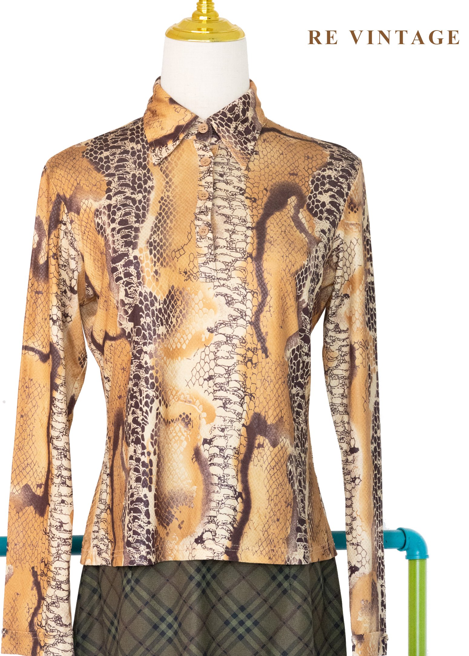 冷豔危險感蟒蛇紋上衣