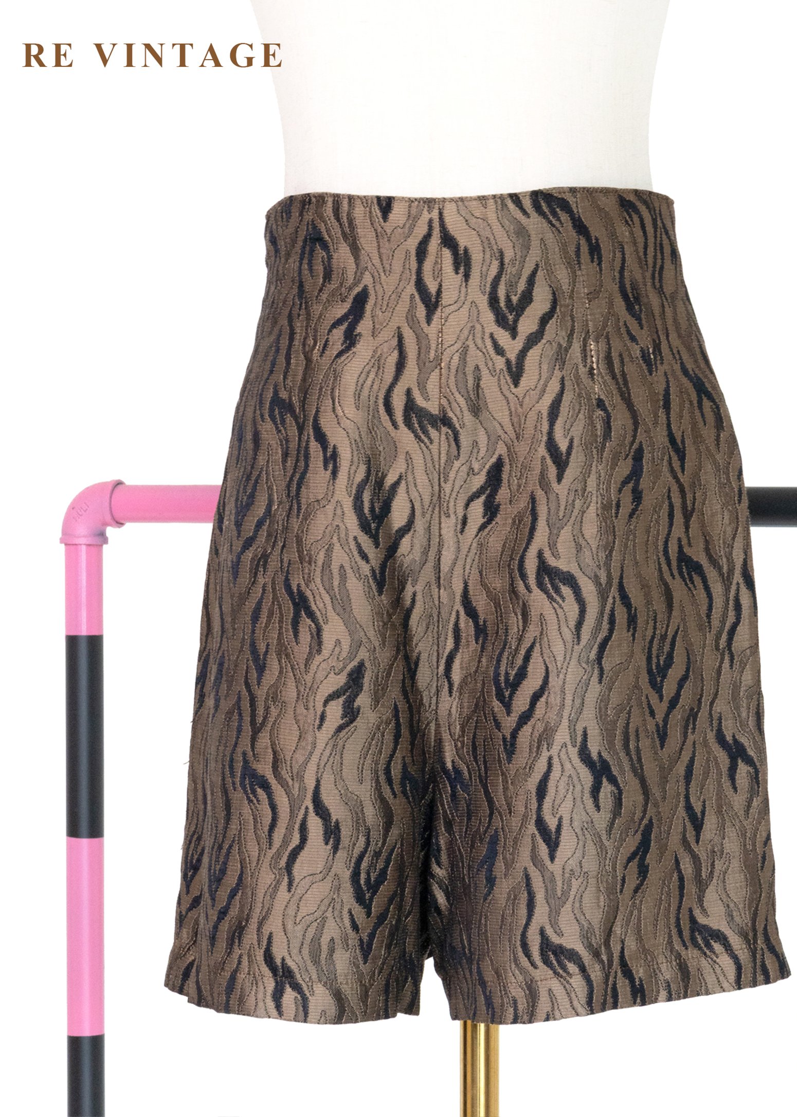 金焰織紋高腰短褲（26"）