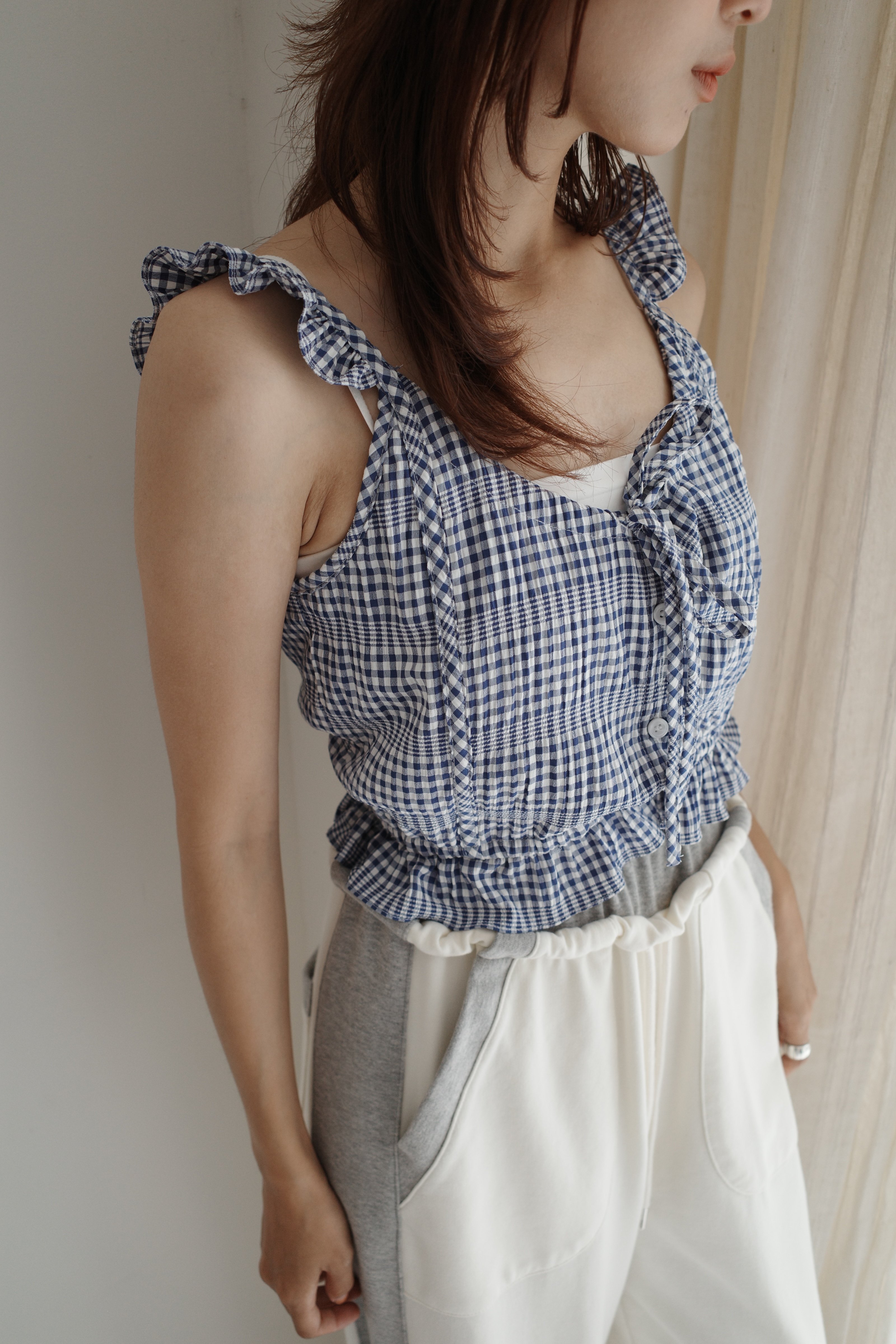 荷葉邊肩帶小裙擺背心