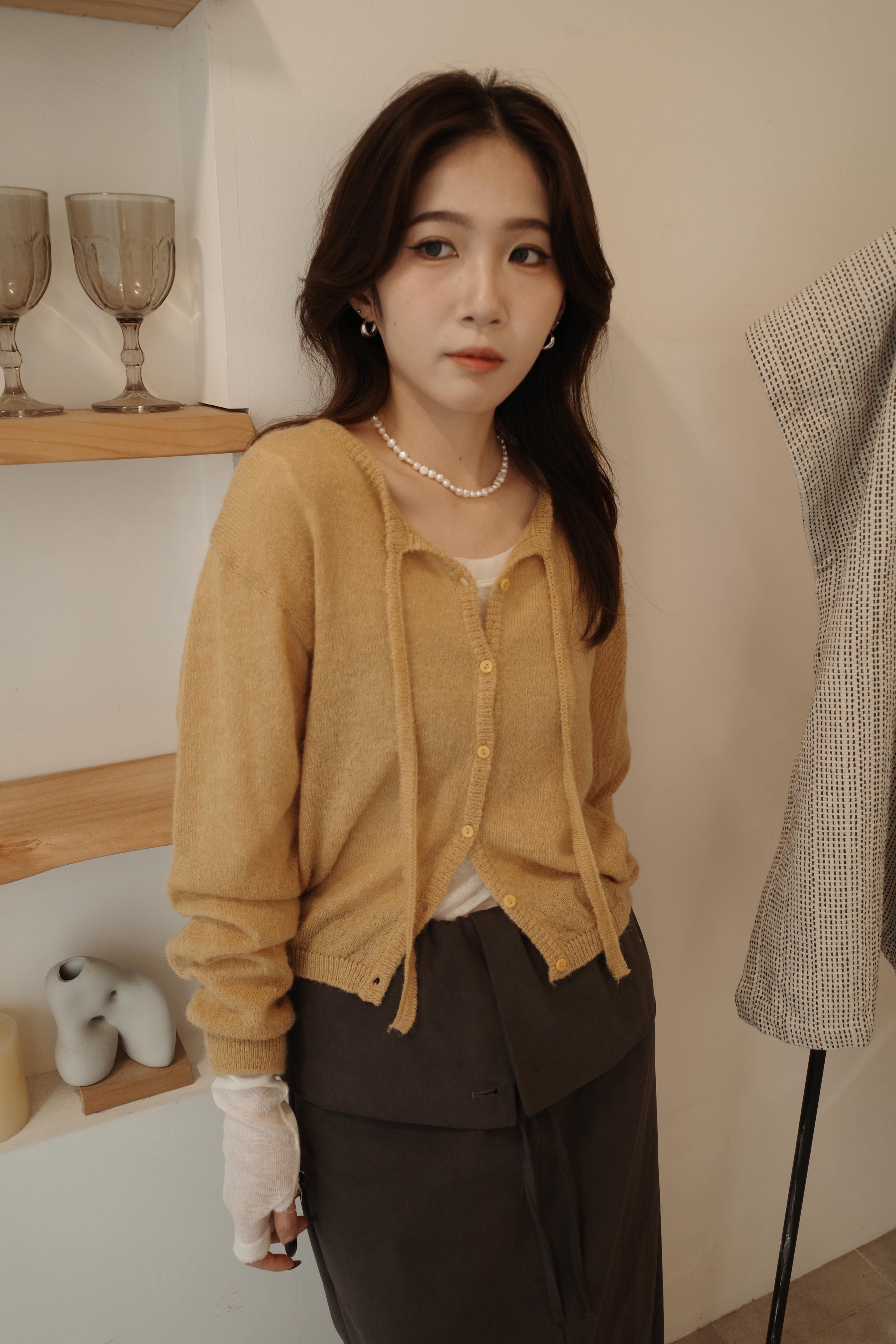 垂帶舒服排扣薄毛衣