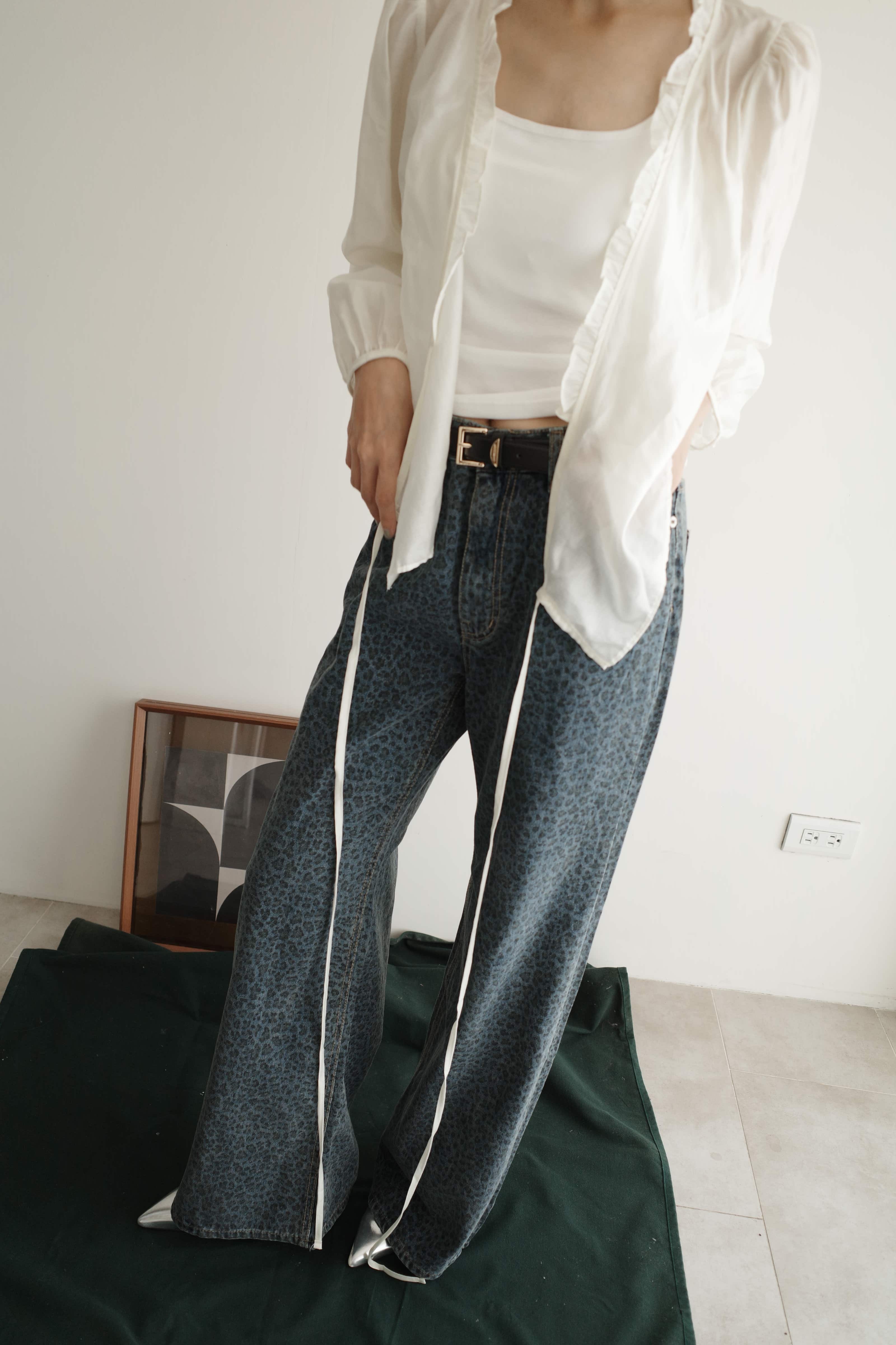 ( hot ) 時髦腿長豹紋牛仔褲