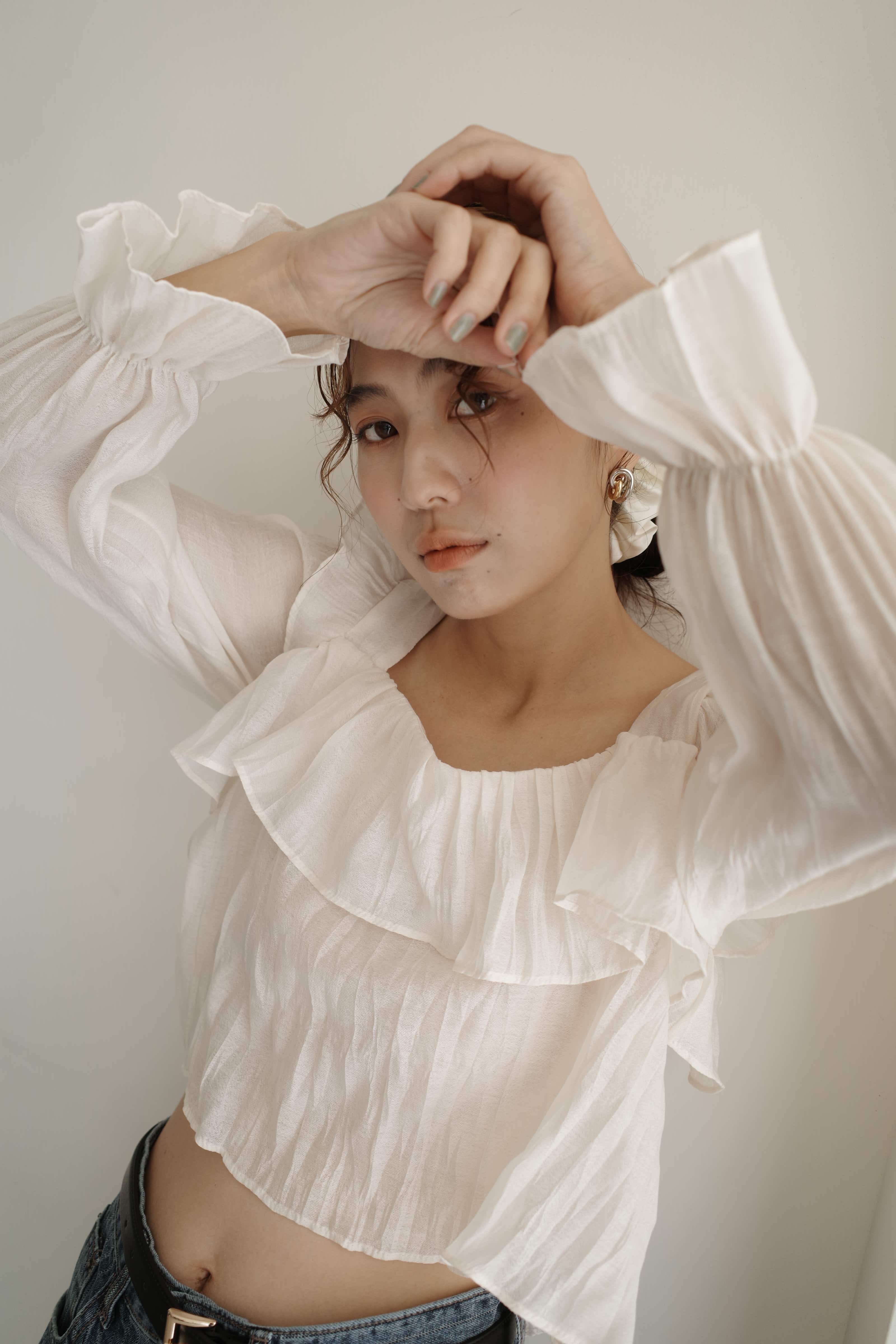 ( 仙氣飄飄）絲質光澤仙女方領襯衫