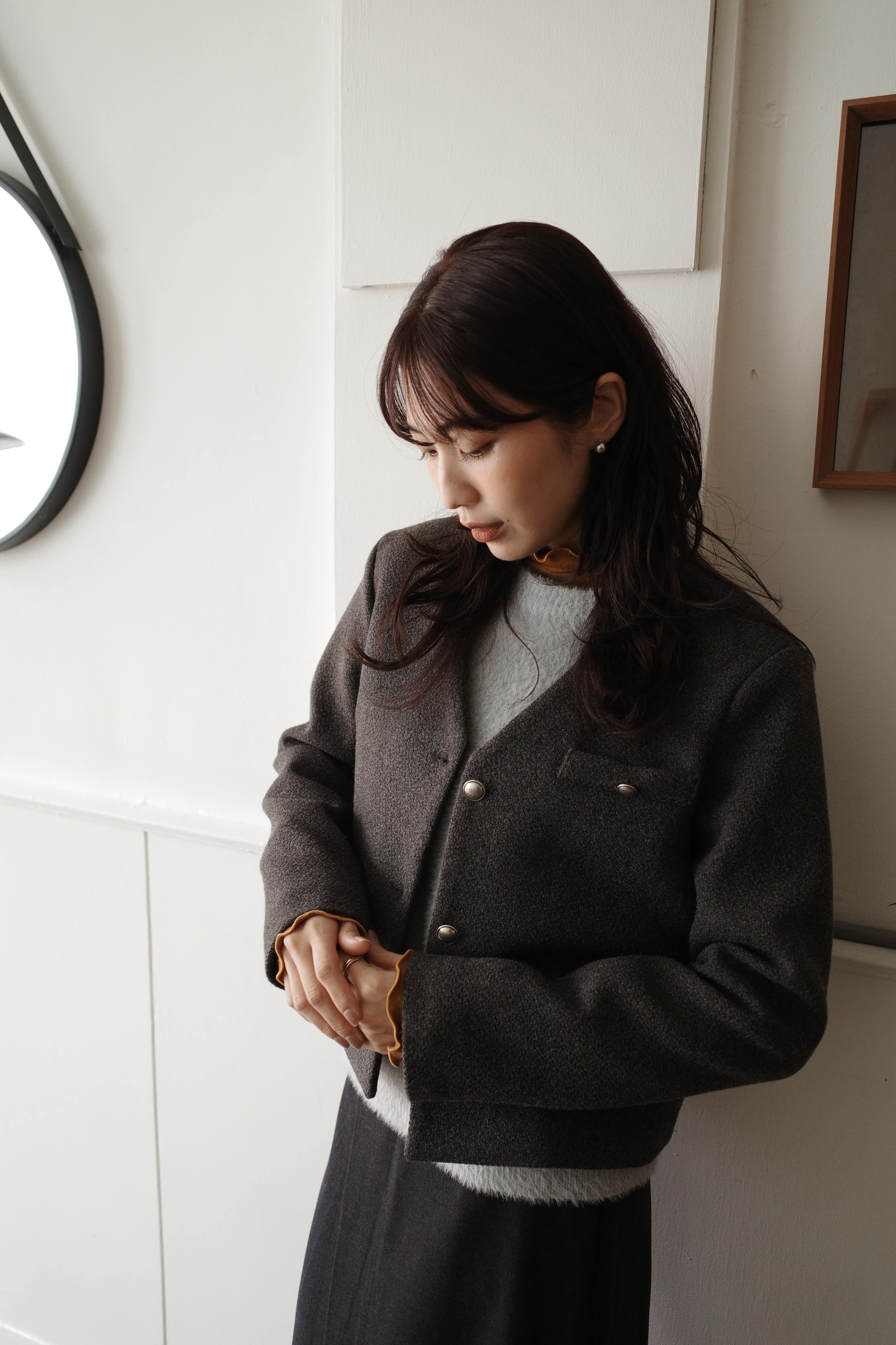 質感開Ｖ磨毛西裝外