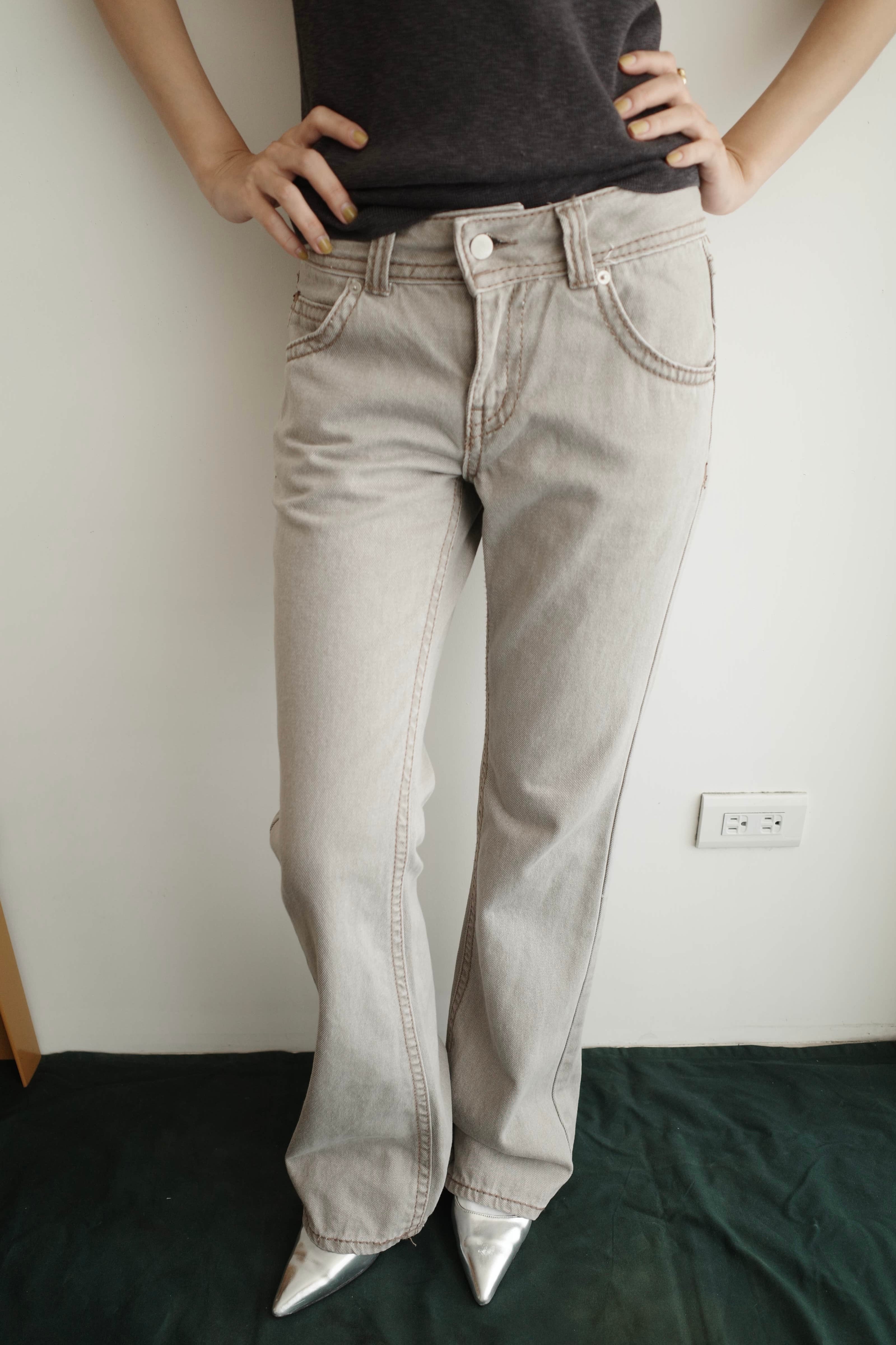 Special 沙色低腰牛仔褲