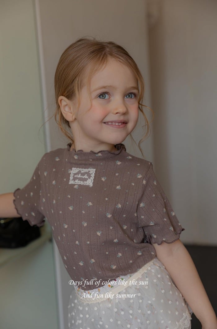 小刺繡木耳捲邊上衣(4color)