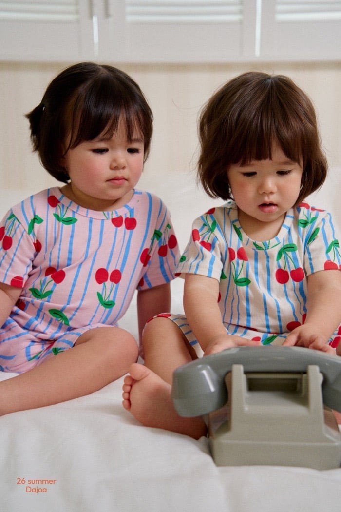 大顆櫻桃上衣+6分褲套裝