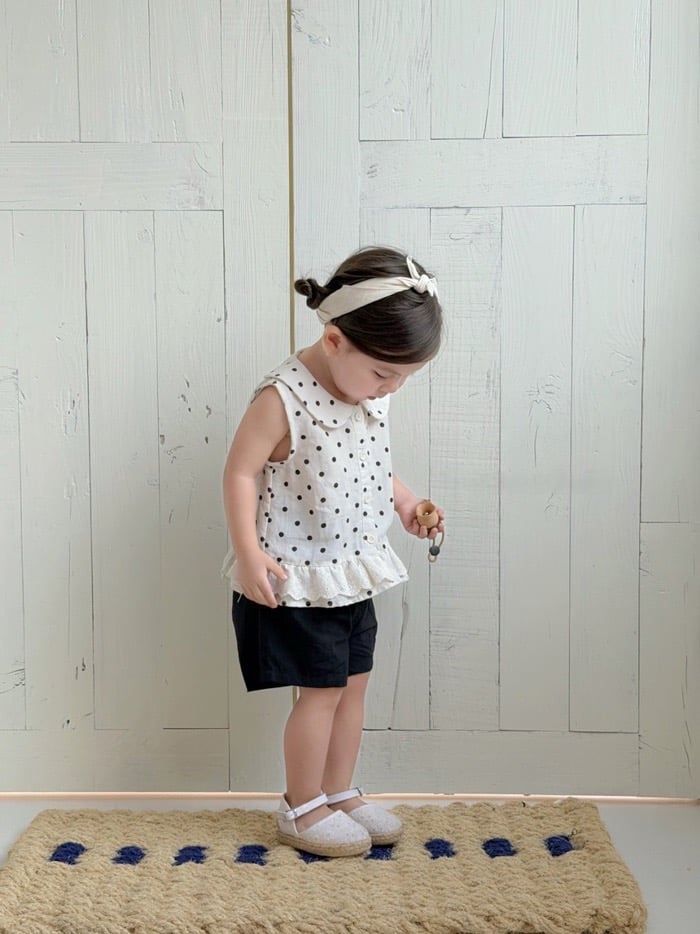 赫本點點排扣背心套裝