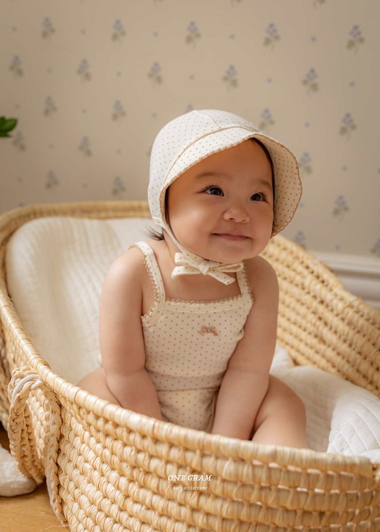 點點蝴蝶結背心包屁衣*現貨奶油12m