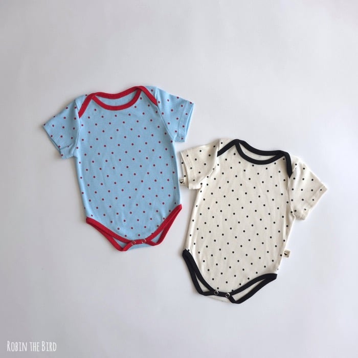 撞色點點包屁衣