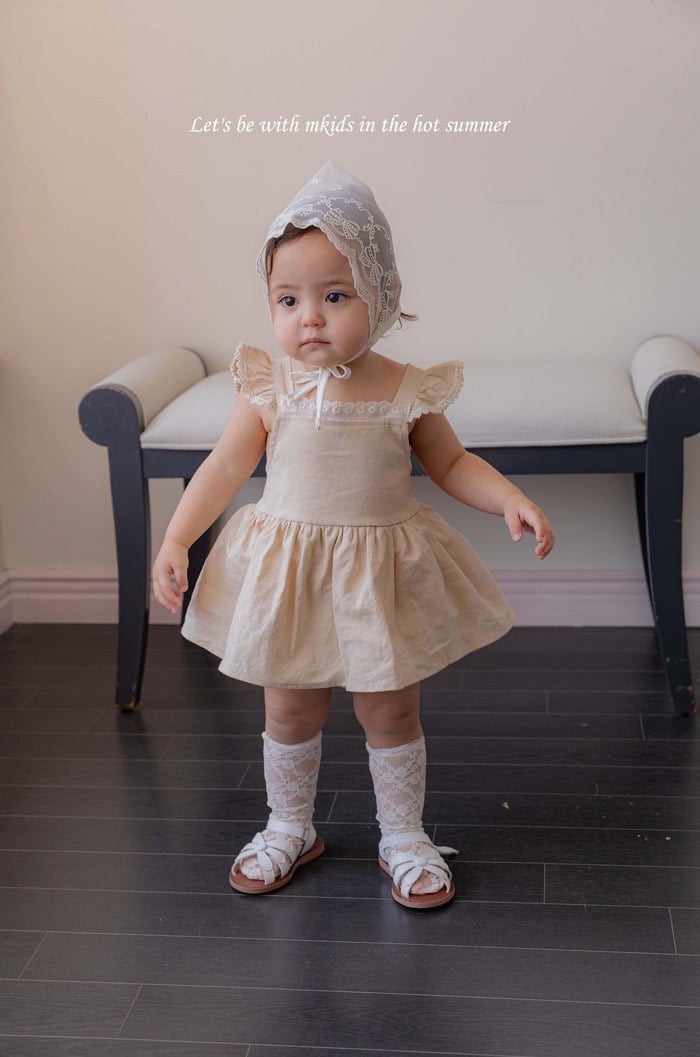 蕾絲滾邊飛袖包屁裙(3color)