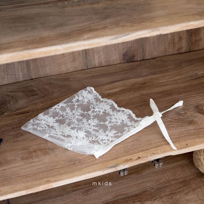 蕾絲精靈綁帶帽