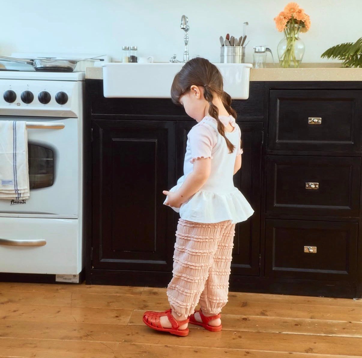 蕾絲布標背心裙襬上衣(3color)