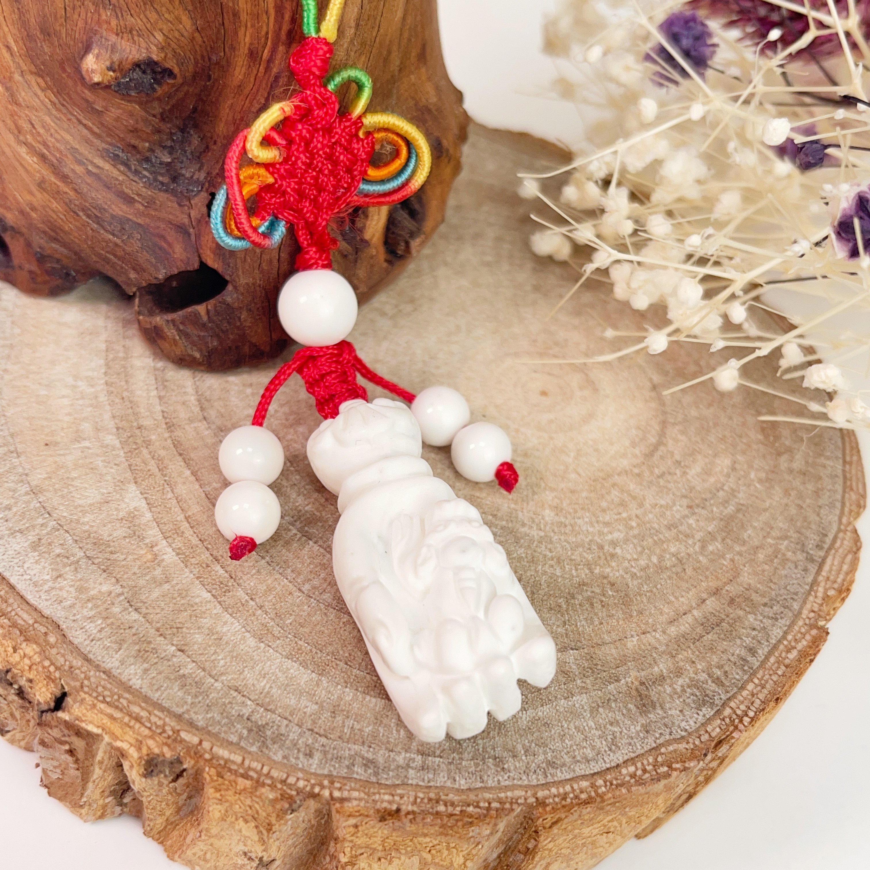 鎮煞/避邪/招財-《天然硨磲佛手貔貅吊飾》