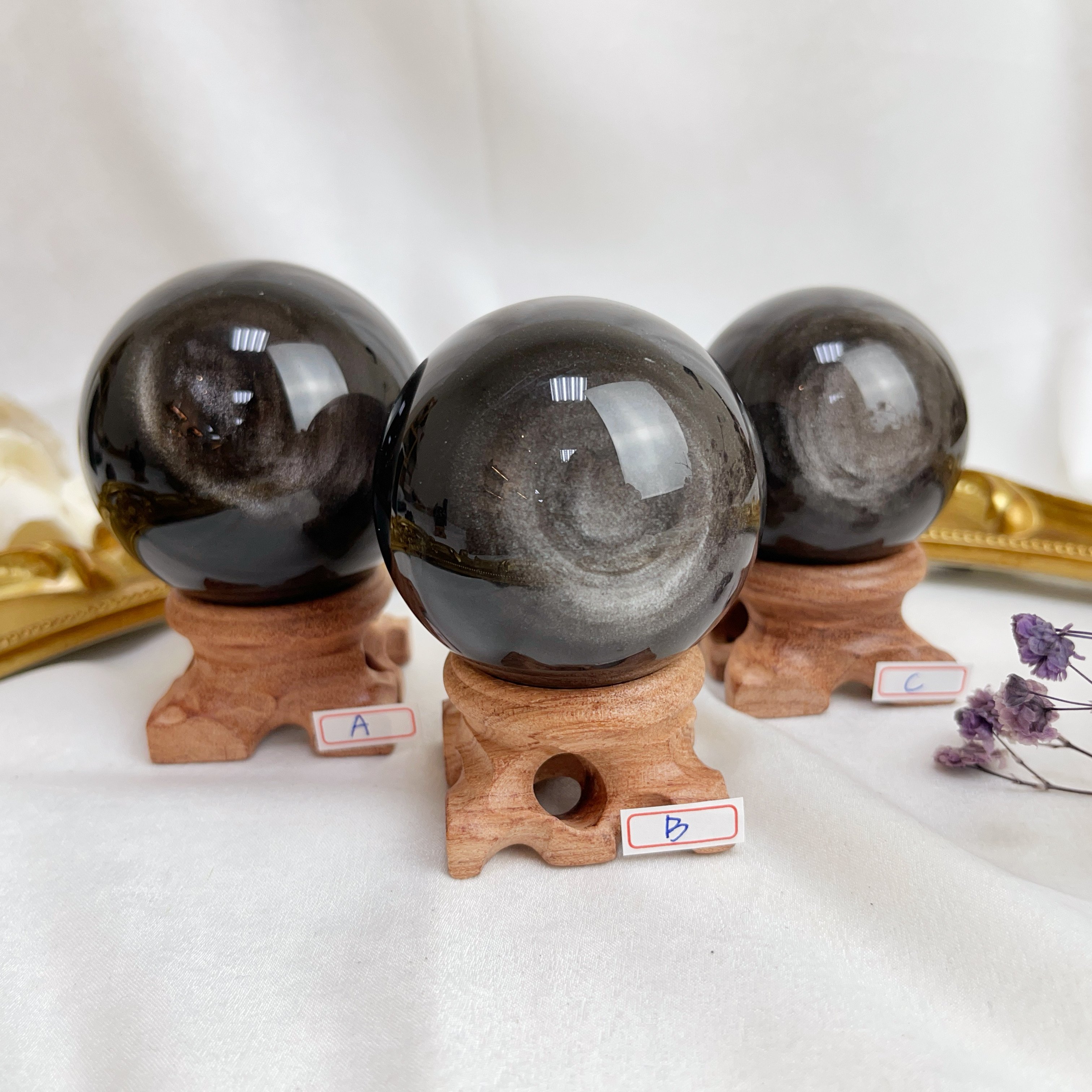 高閃光天然銀曜球擺件