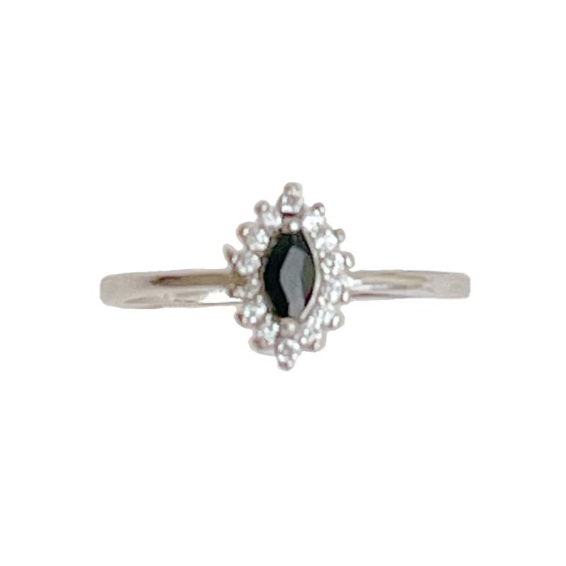 經典款馬眼藍寶戒指