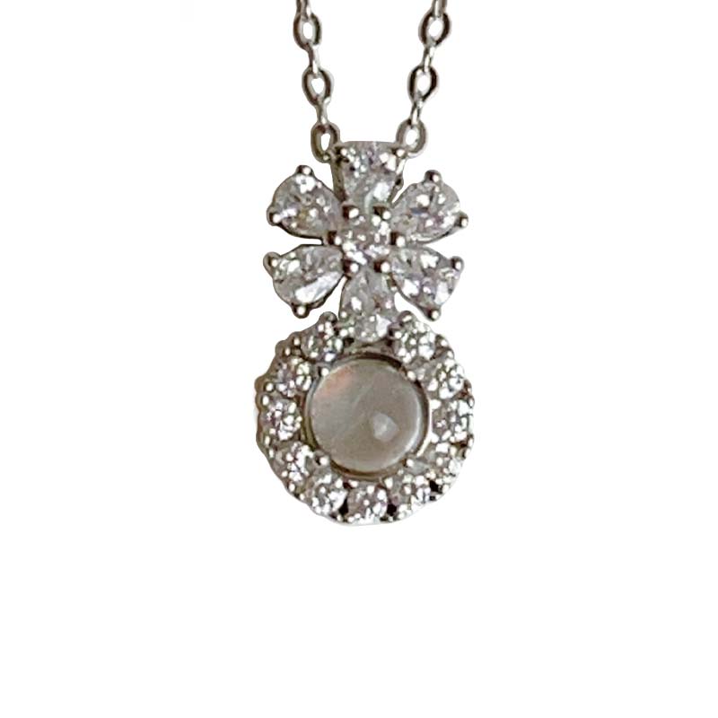 靈性/直覺-《馬島彩色月光花朵項鍊》