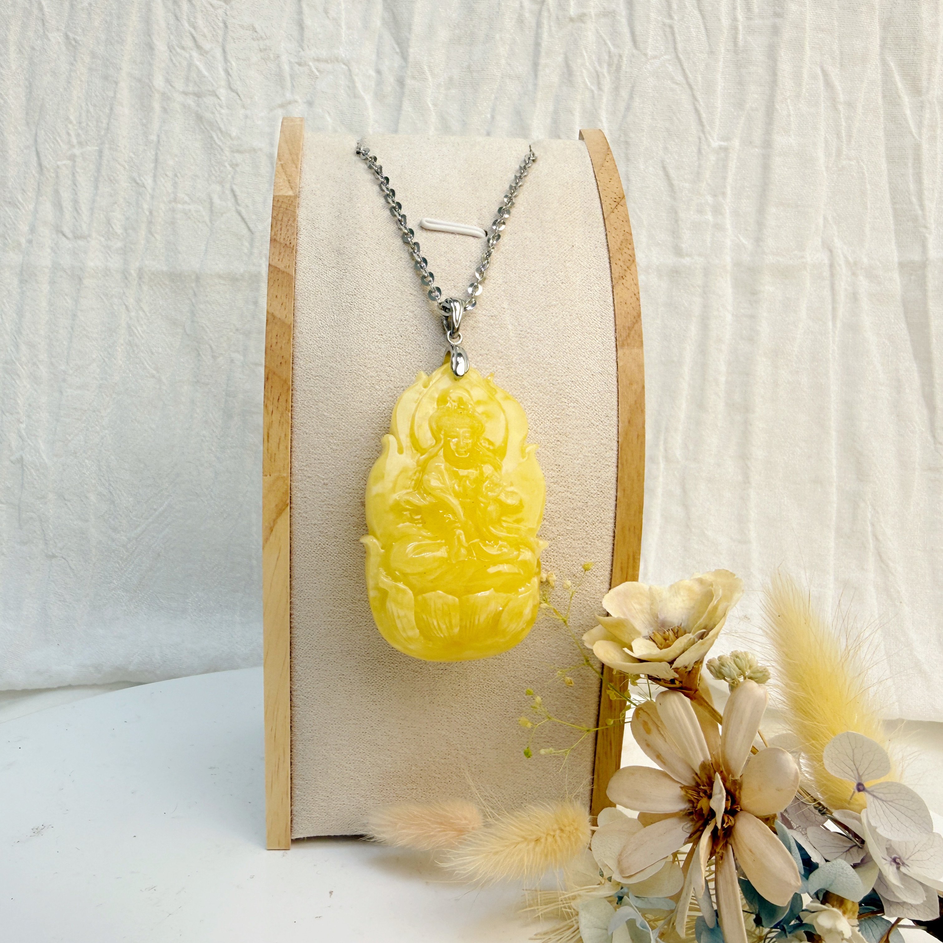 辟邪去災/招財納福-《觀音白花蜜蠟項鍊》