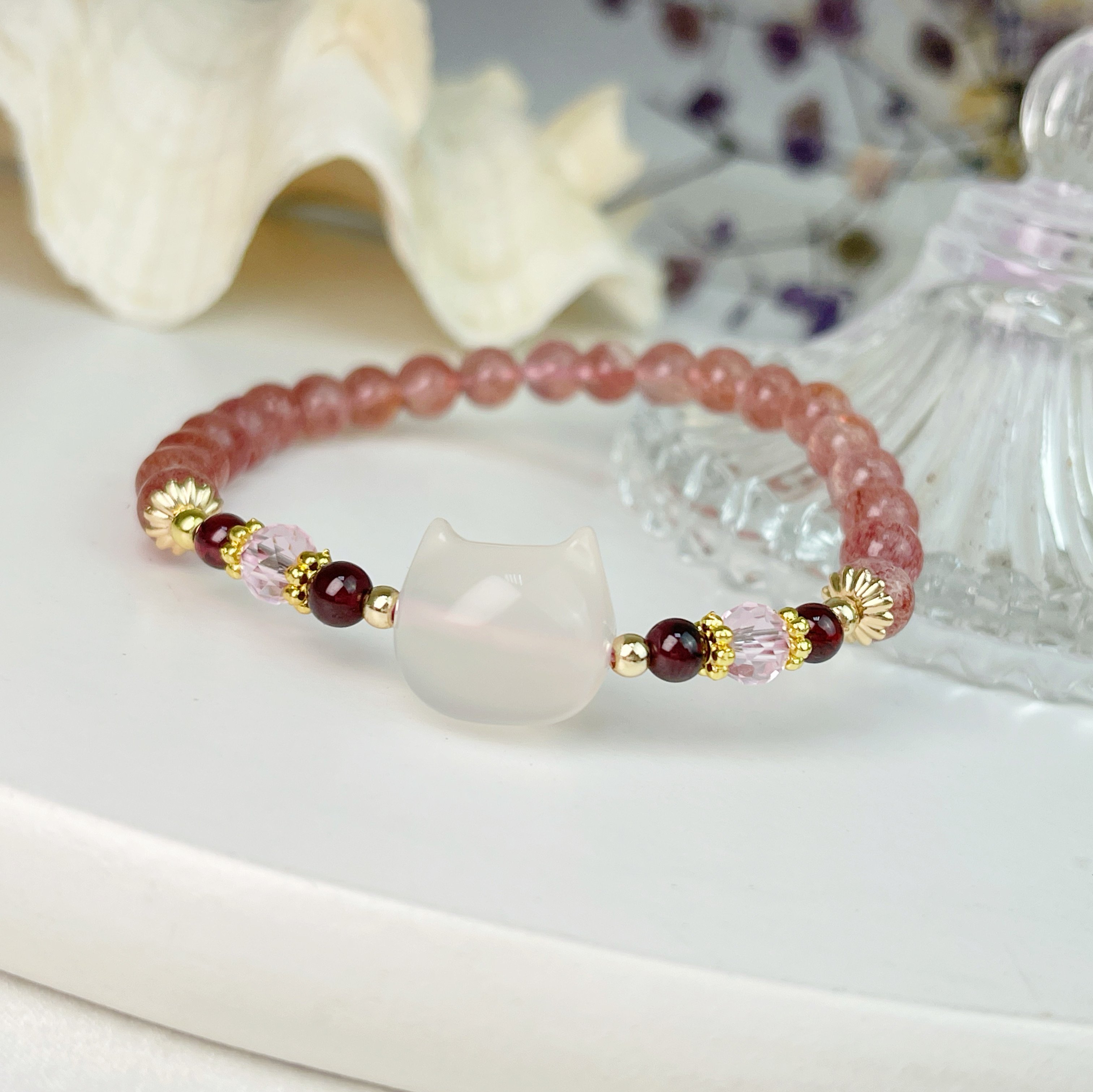 平安健康/貴人-《玉髓貓咪+草莓晶手鍊》