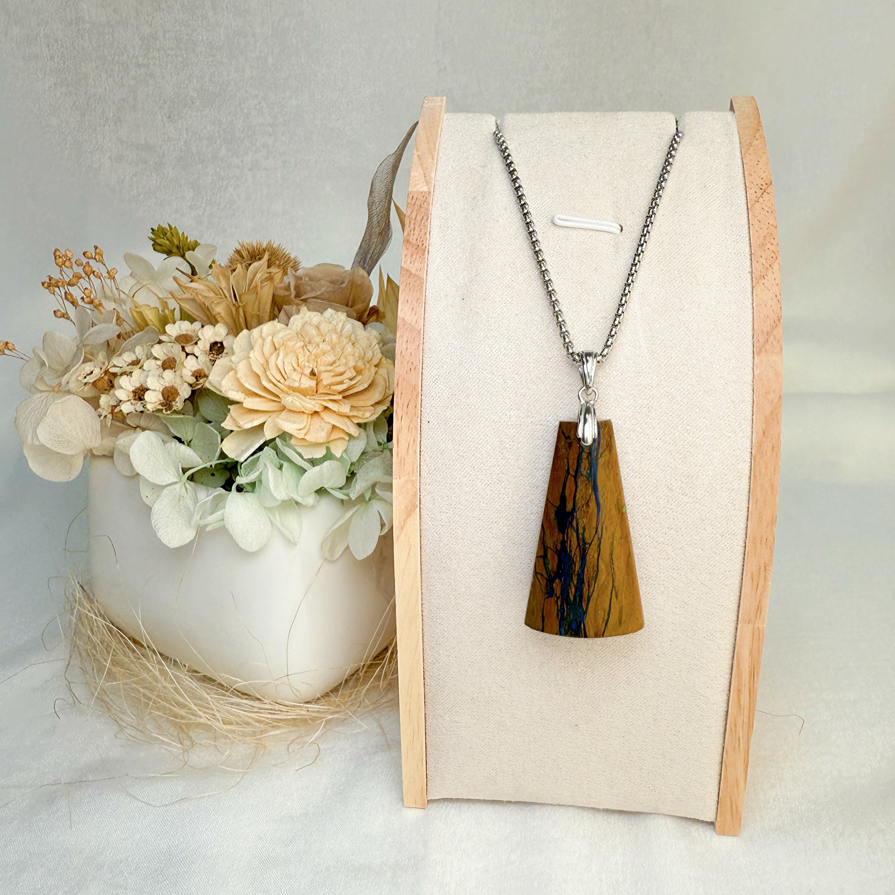 吉祥/招財/避邪-《黃底藍紋龍鳳石項鍊》