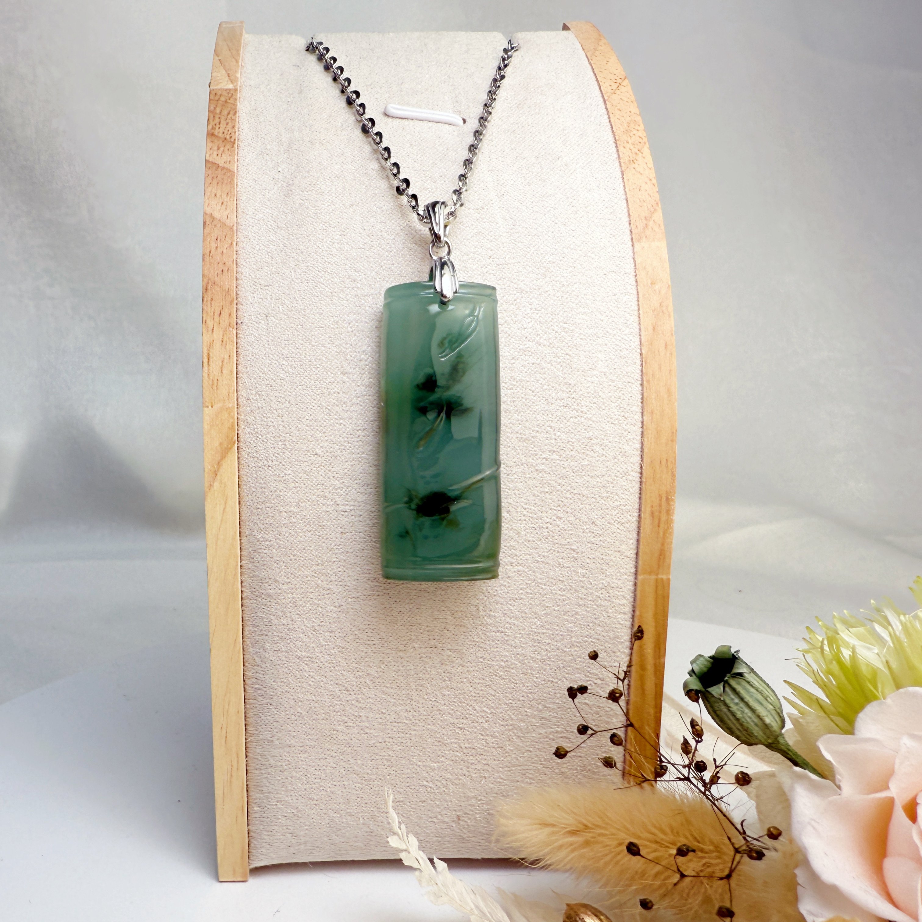 平安納福-《冰飄花油青竹子玉珮項鍊》