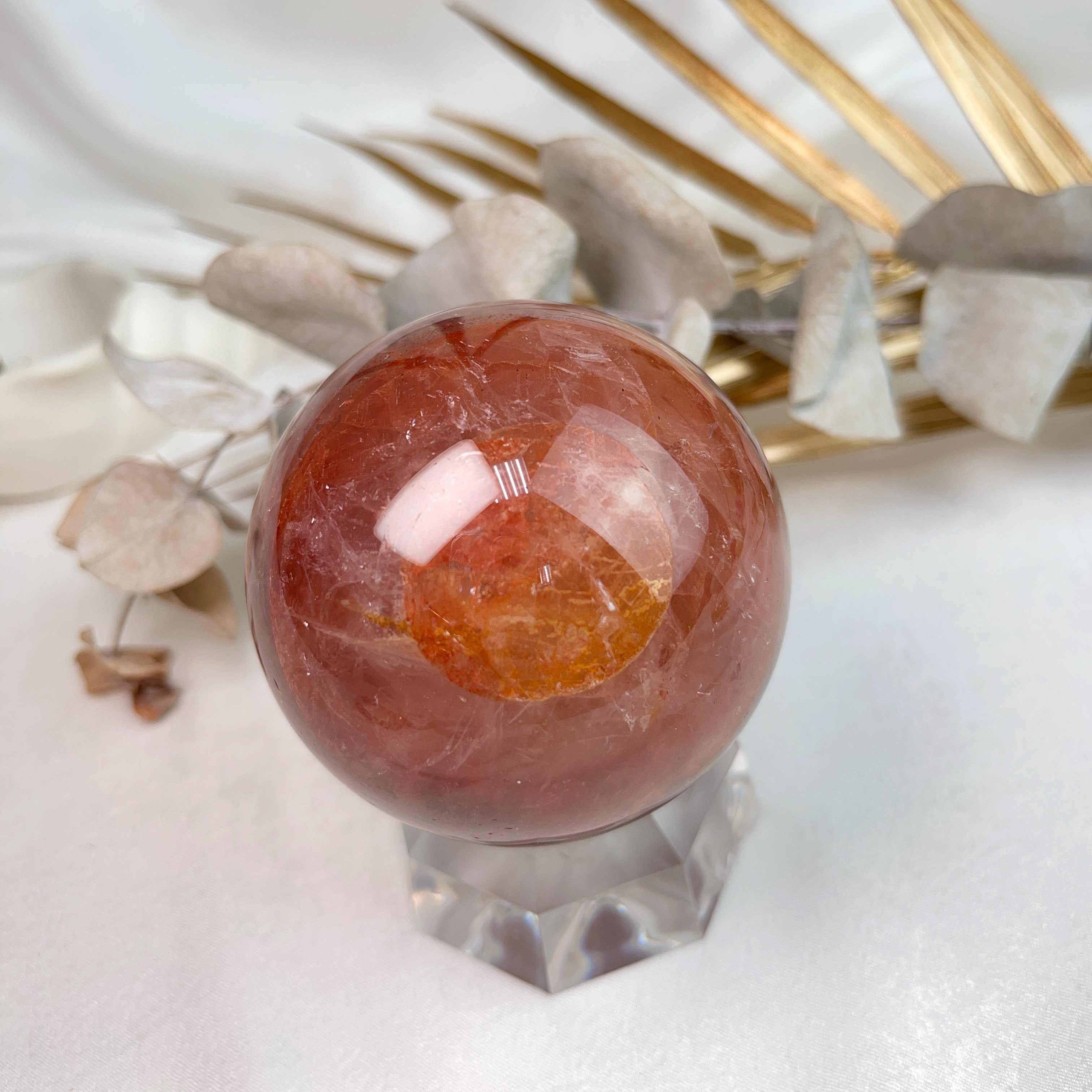 火晶·紅膠花水晶球擺件