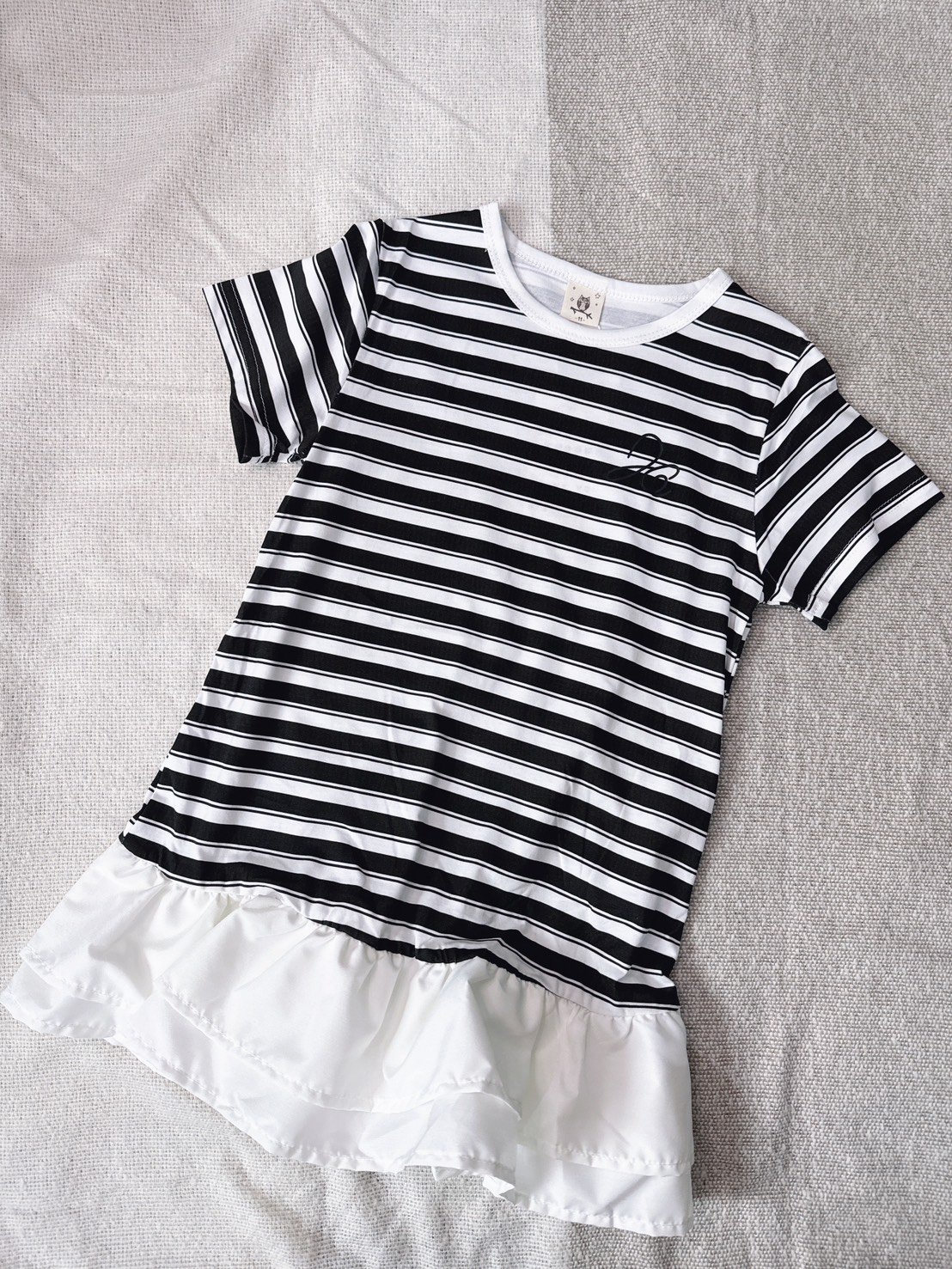 【STRIPED LOTUS LEAF黑白條荷葉拼接｜連身裙】