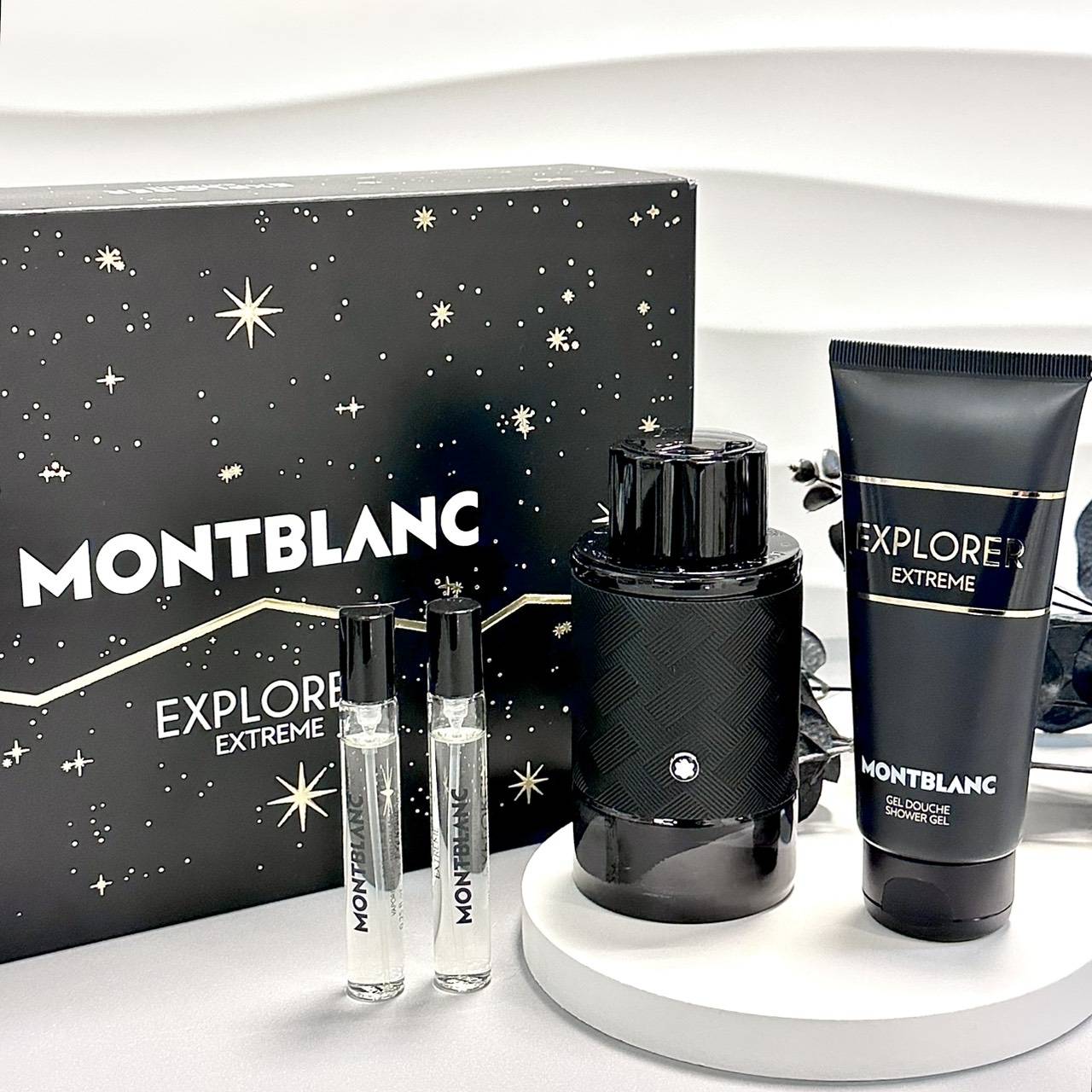 MONTBLANC 萬寶龍 探尋巔峰 香精禮盒 （香精 100ML＋香精 7.5ML ×2＋沐浴精 100ML）