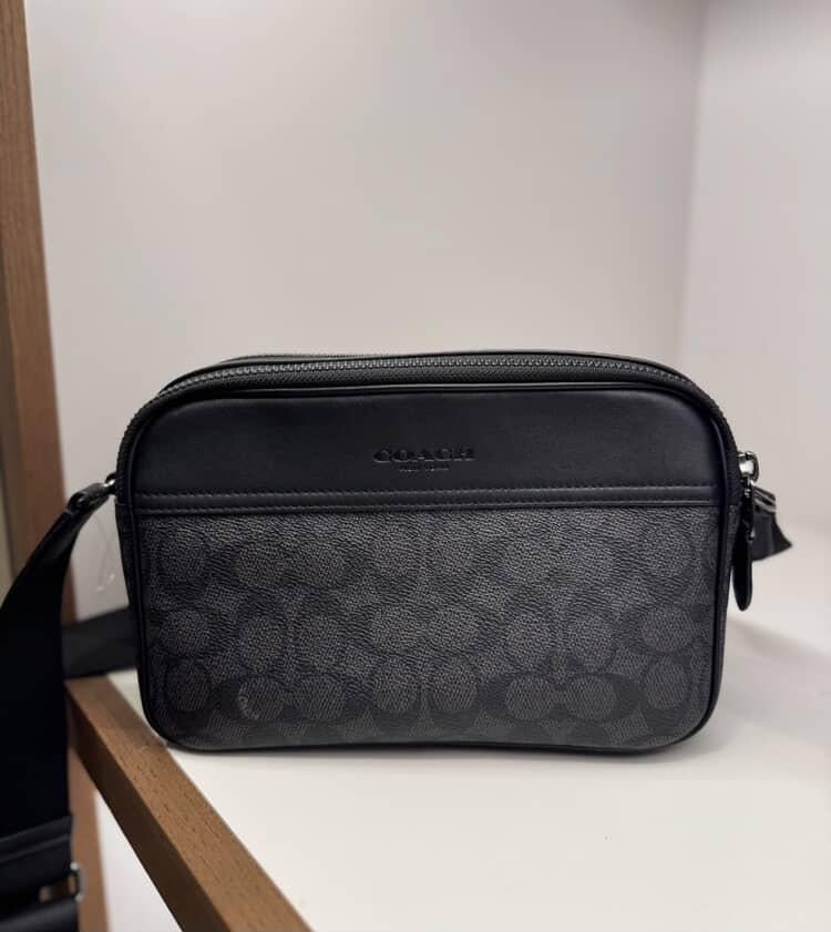 Coach Graham 男仕雙層相機包（已匯款訂金）