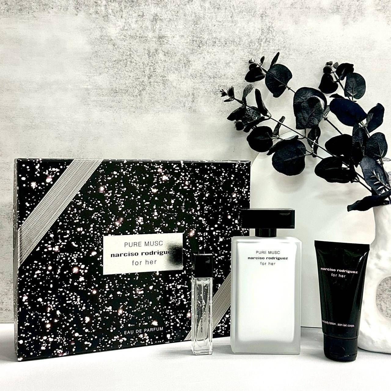Narciso Rodriguez 純粹繆思 女性淡香精禮盒 （100mL EDP + 10mL 隨身瓶 + 身體乳 50mL）
