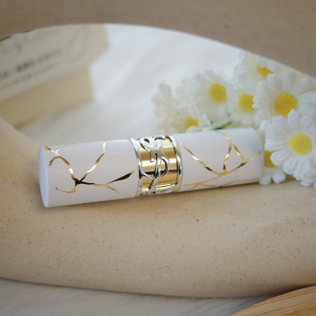 YSL 情挑誘吻晶亮蜜唇膏 #02 誘惑軟糖 短效特惠