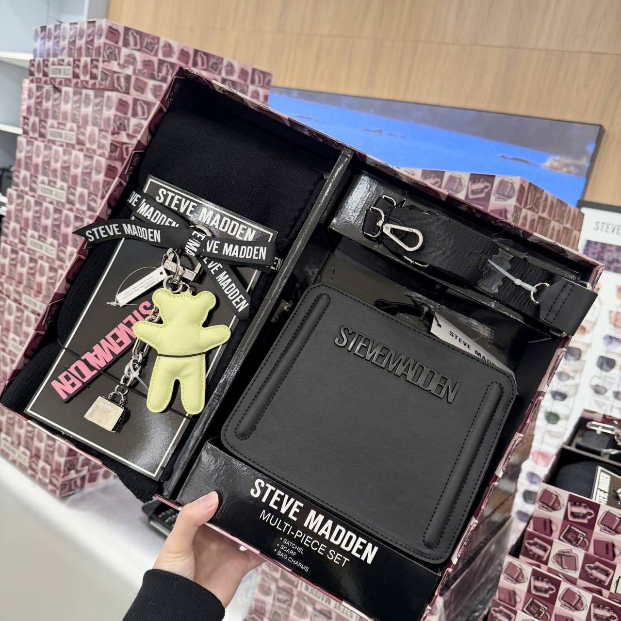 Steve Madden 新年超值大禮包 （已匯款訂金）