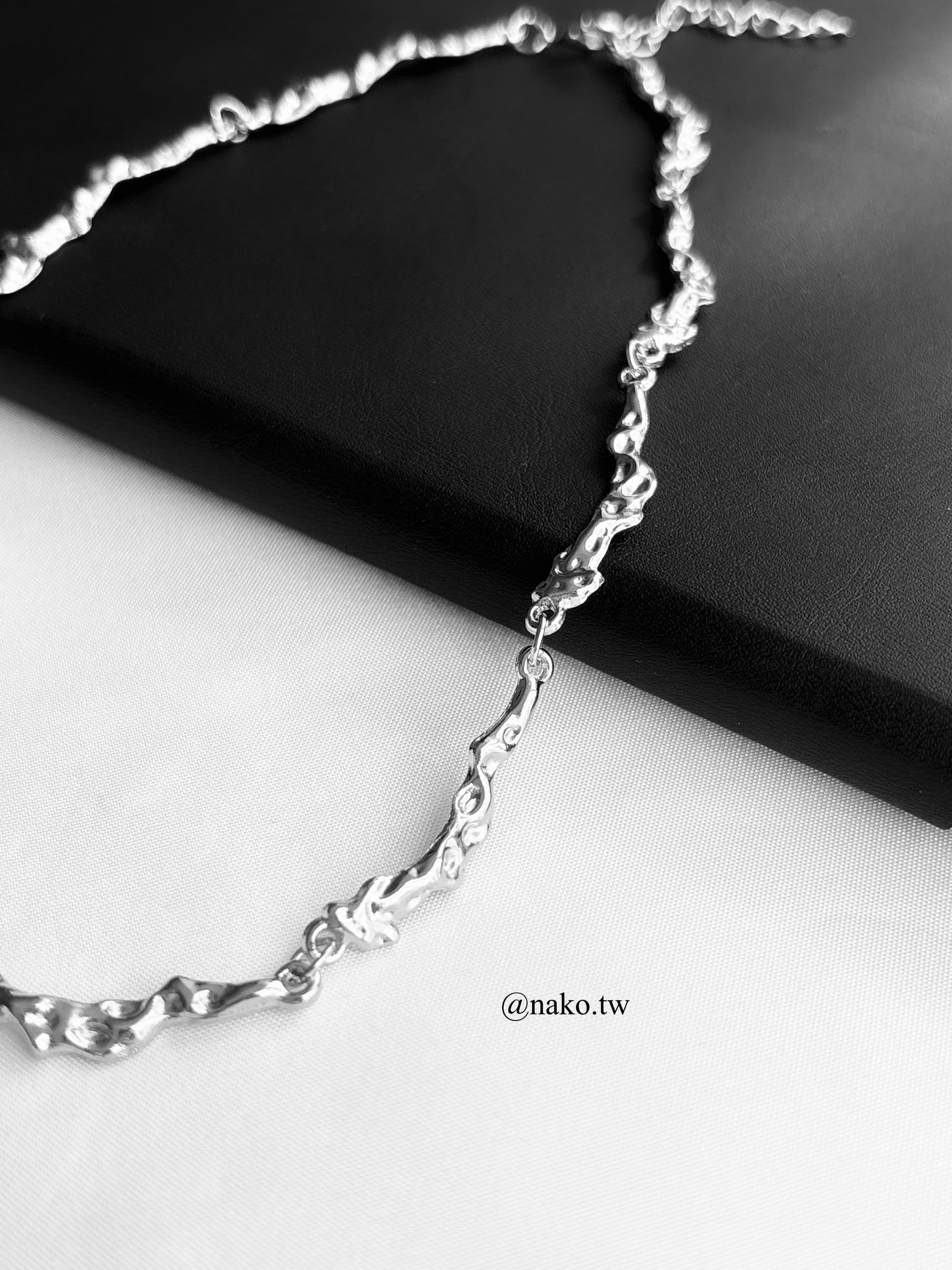 液態流銀短鍊鎖骨鍊